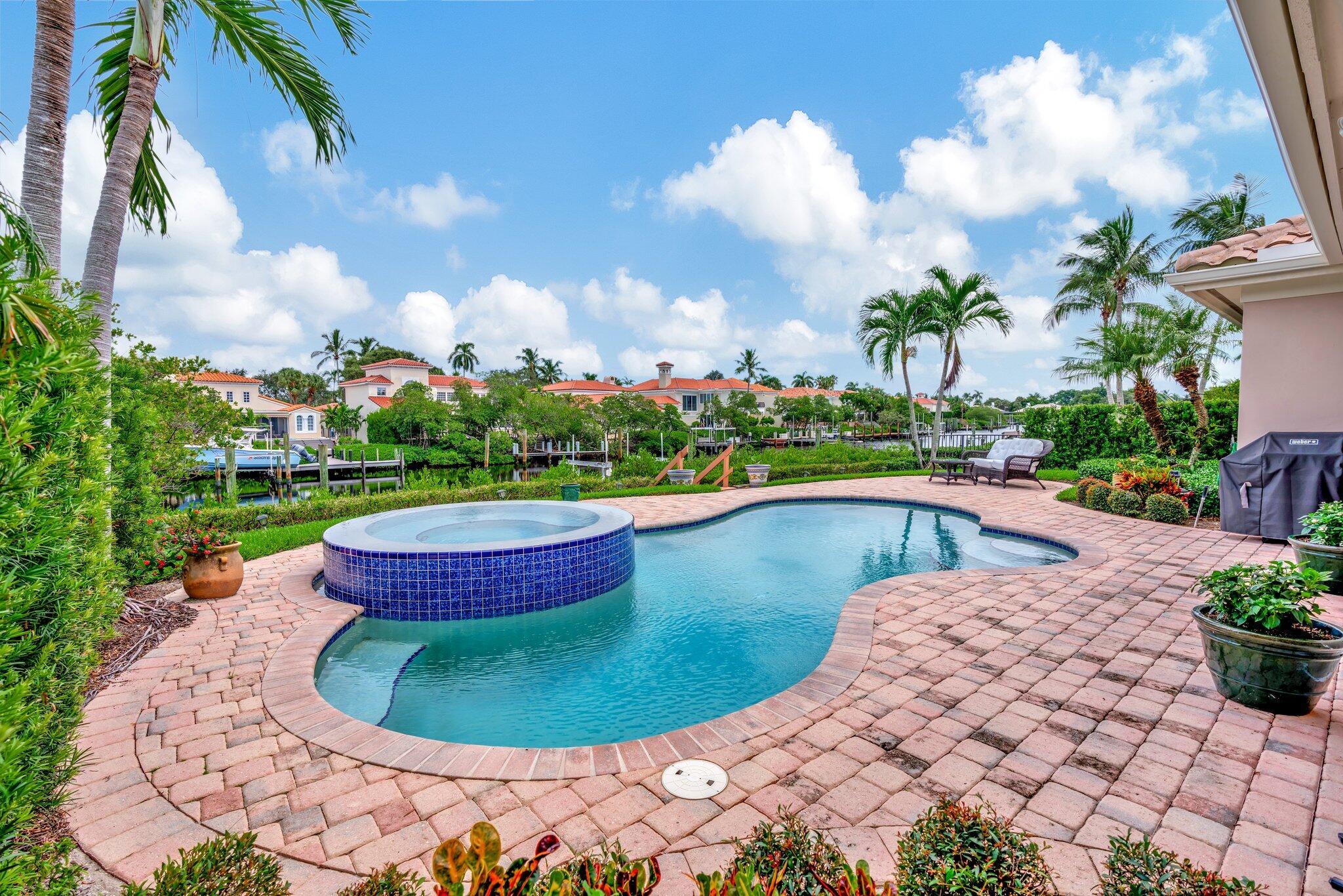 Southern Cay at Jonathans - Residential