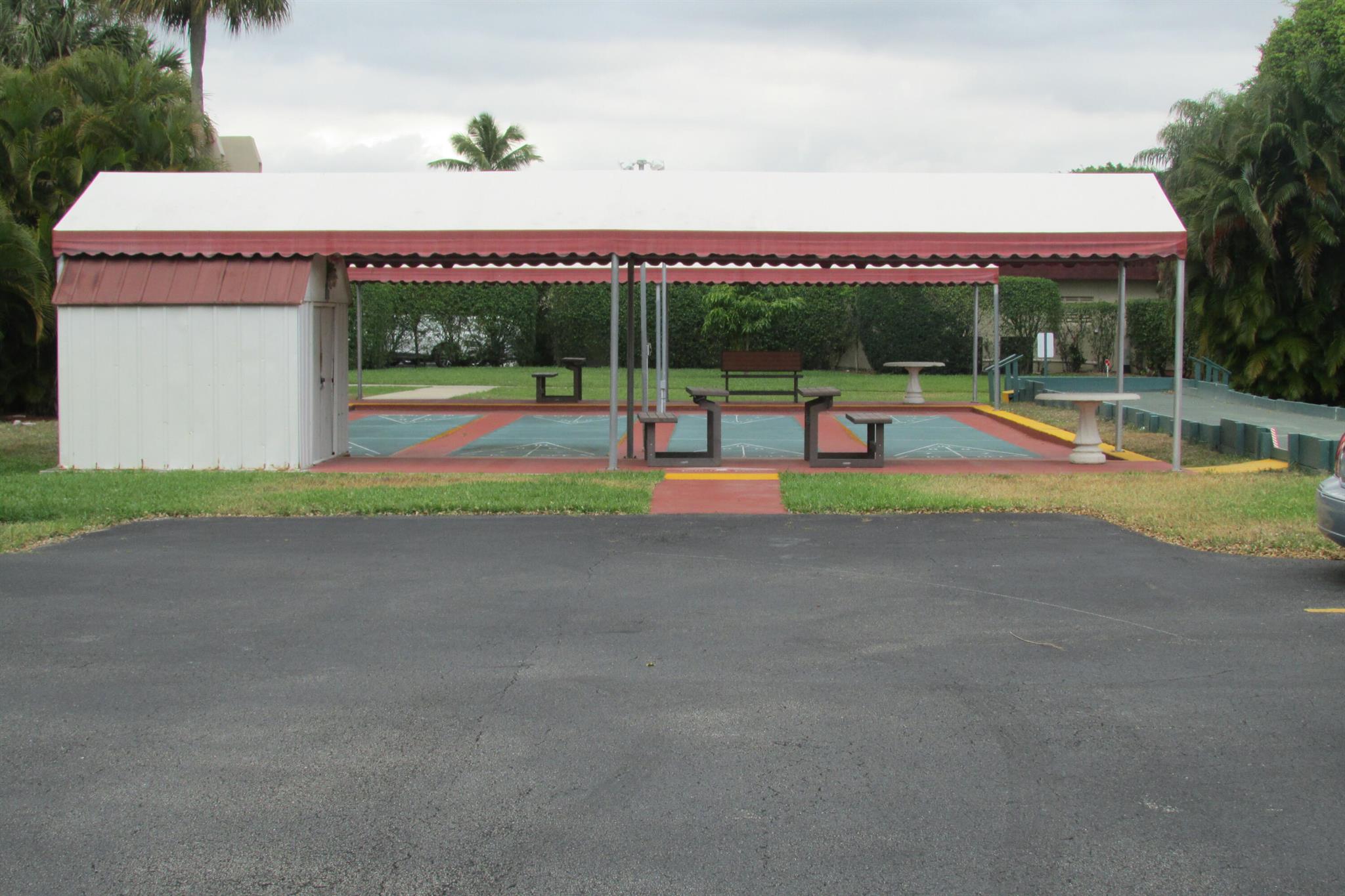 POINCIANA PLACE CONDO 1,2 - Residential