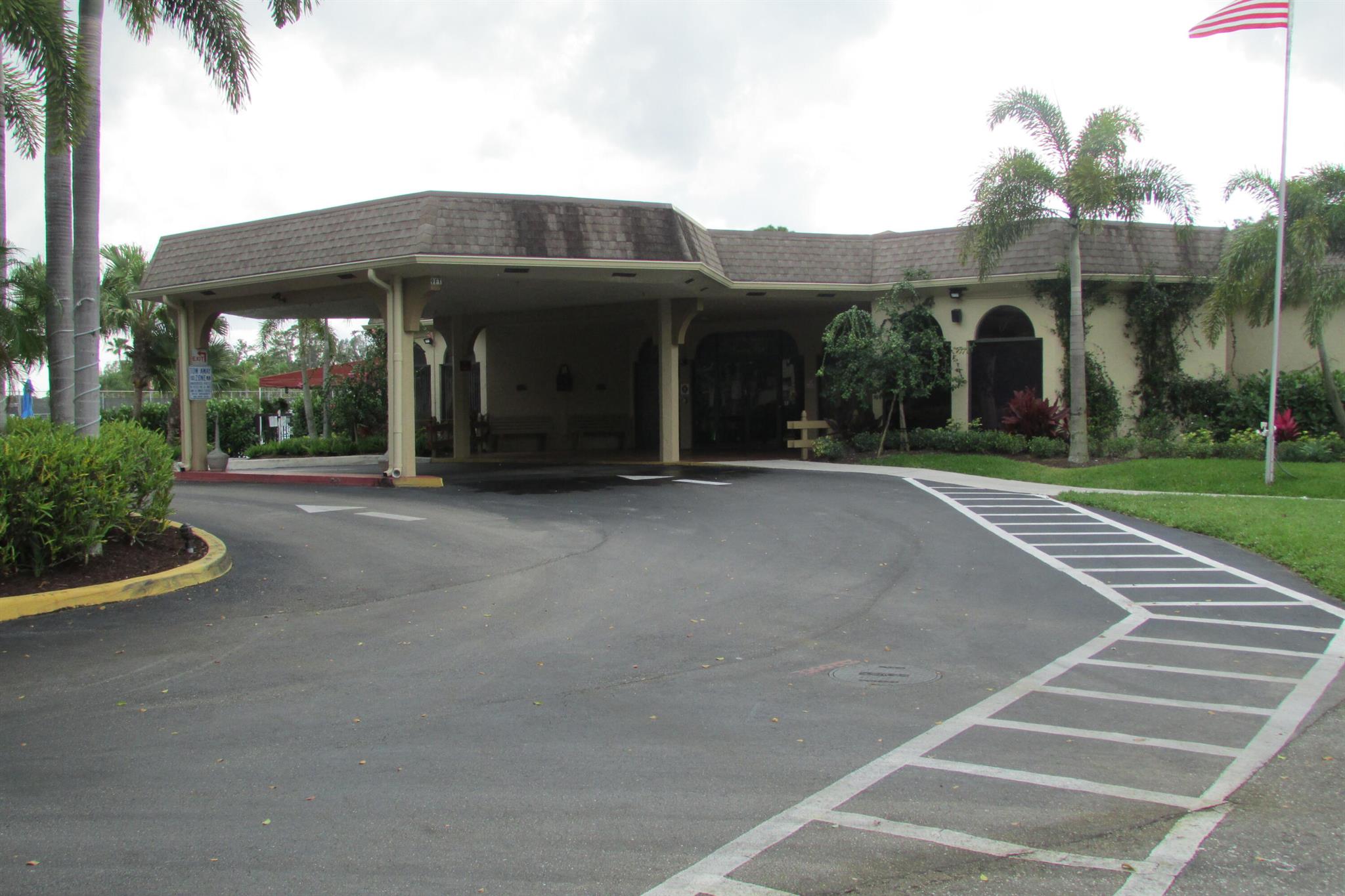 POINCIANA PLACE CONDO 1,2 - Residential
