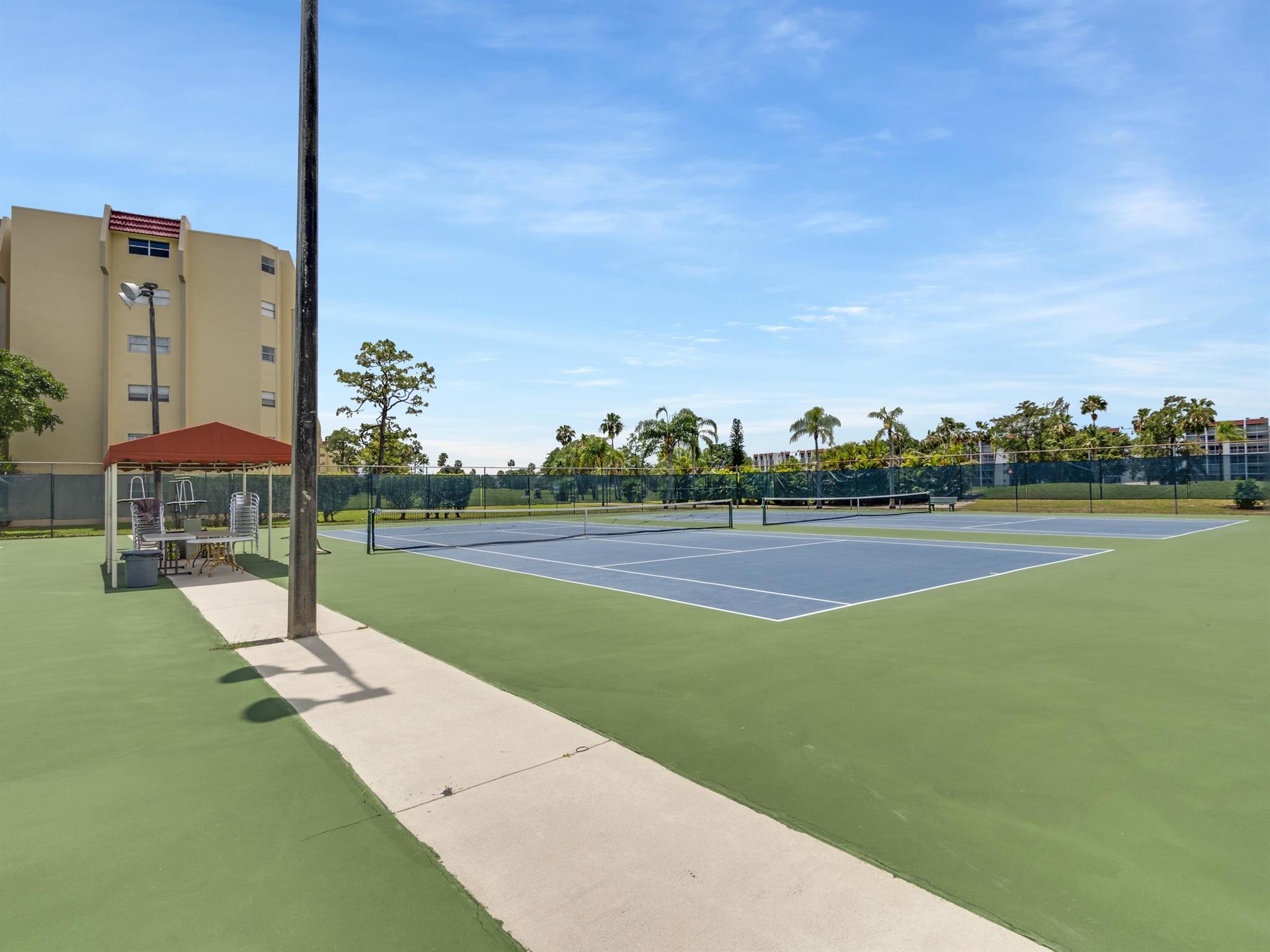 POINCIANA PLACE CONDO 1,2 - Residential