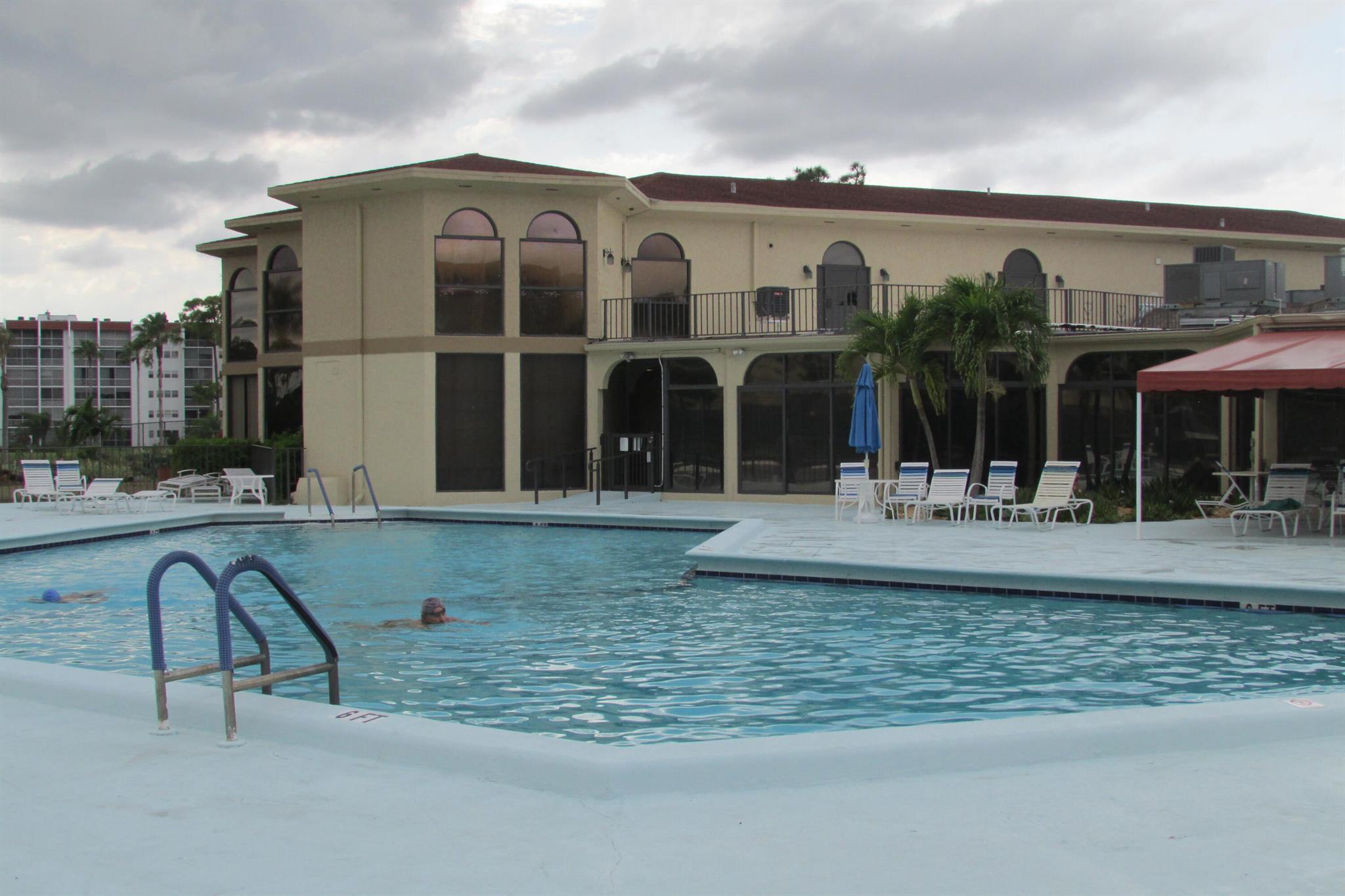 POINCIANA PLACE CONDO 1,2 - Residential