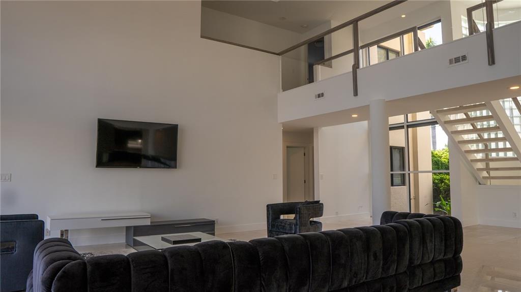 Beach Way Heights - Residential