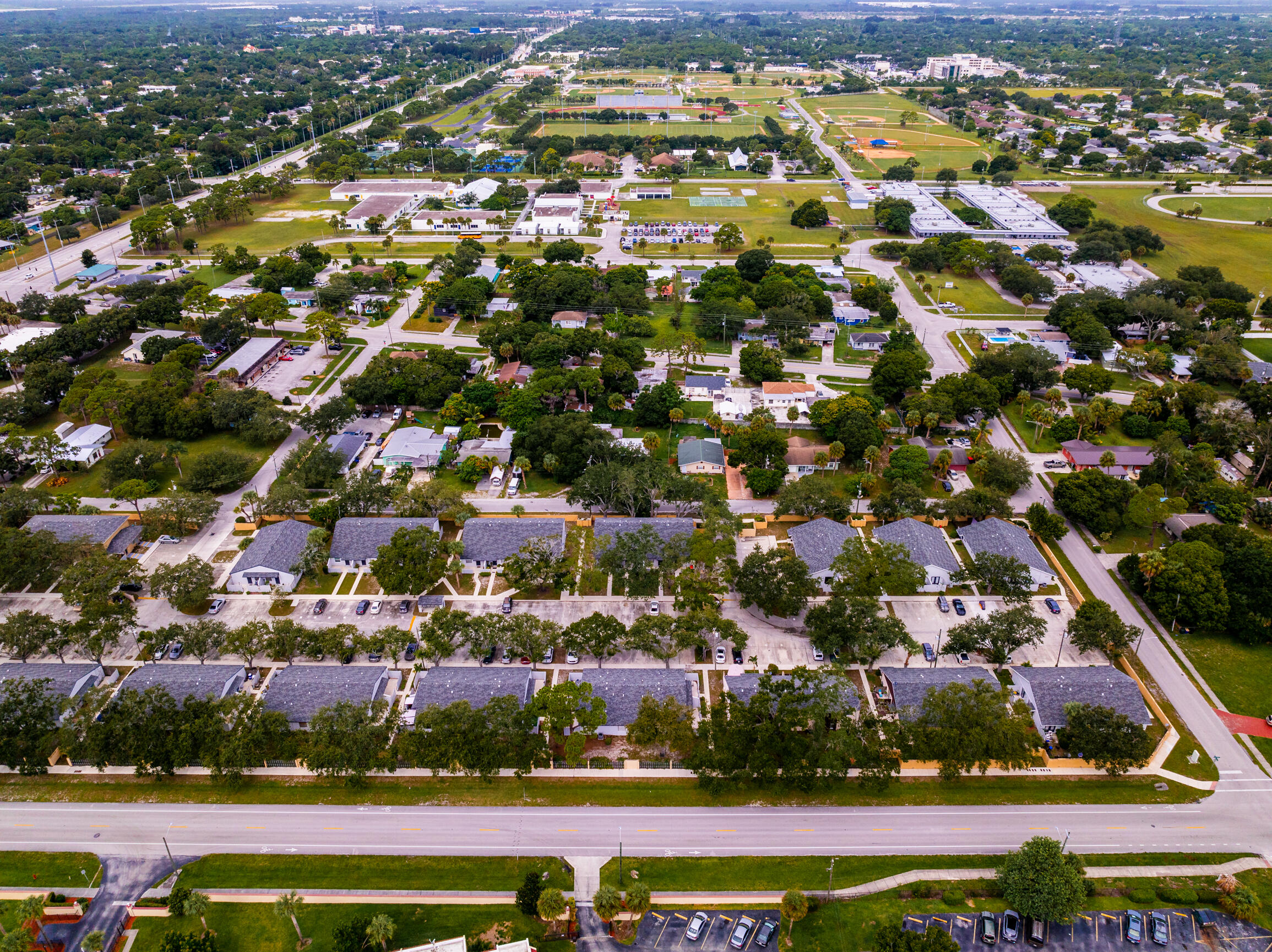 SOUTHERN COURTYARD TOWNHOMES - Residential