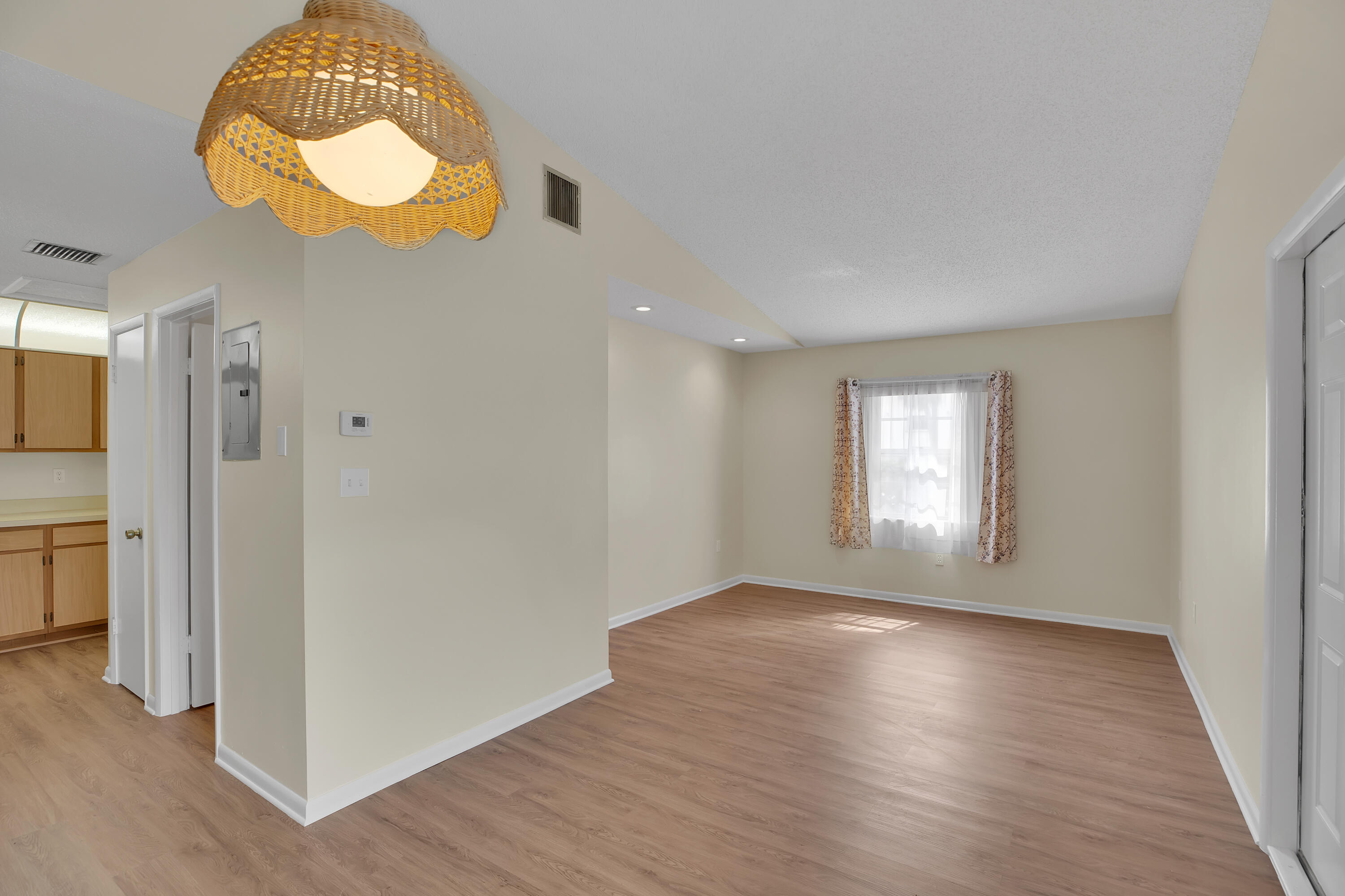 SOUTHERN COURTYARD TOWNHOMES - Residential