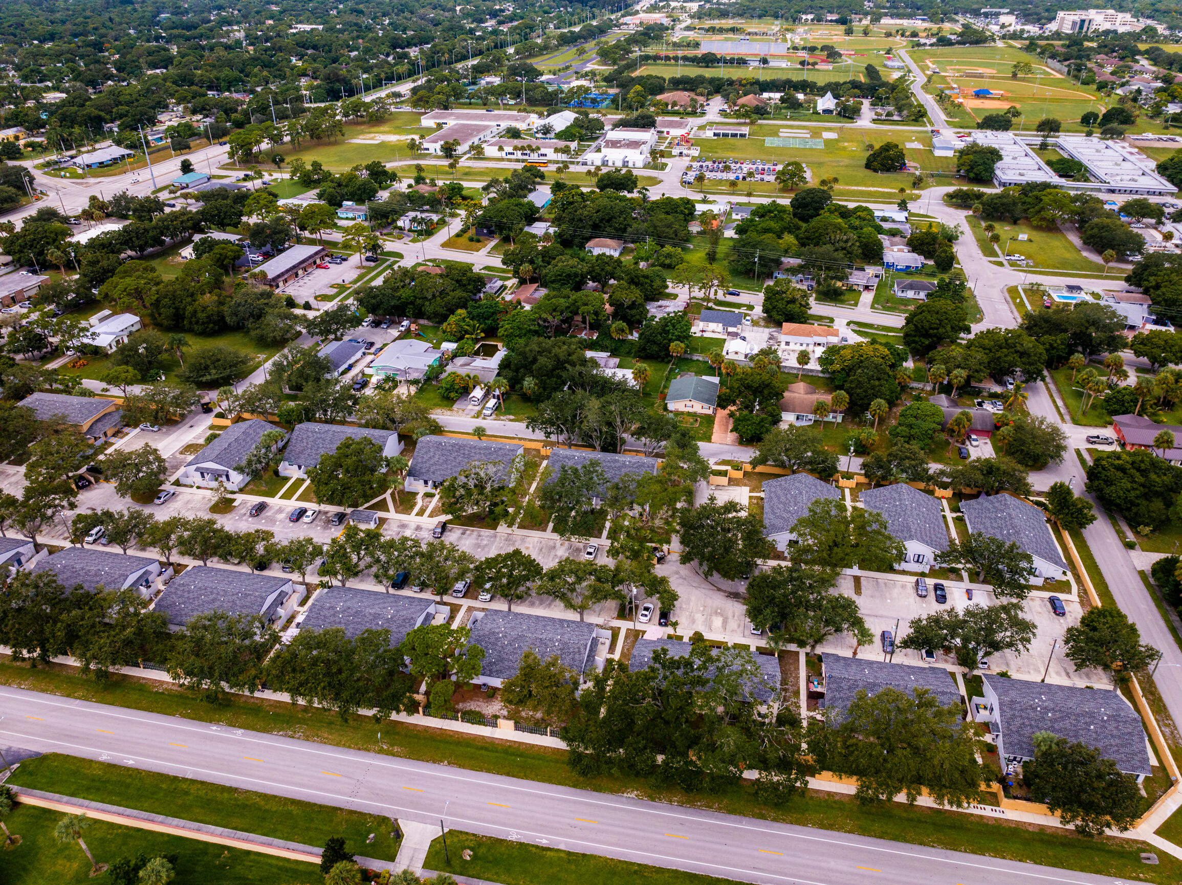 SOUTHERN COURTYARD TOWNHOMES - Residential
