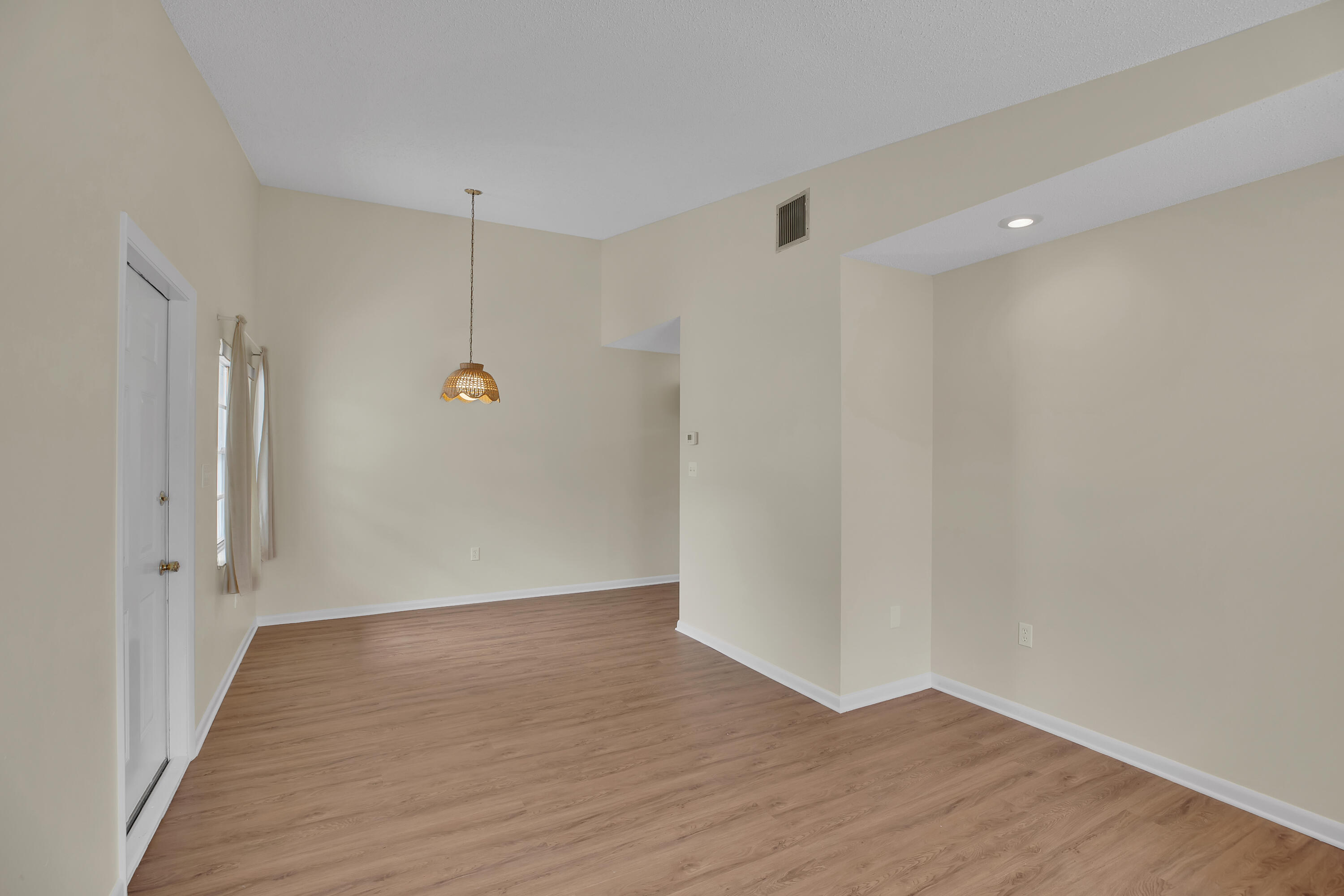 SOUTHERN COURTYARD TOWNHOMES - Residential