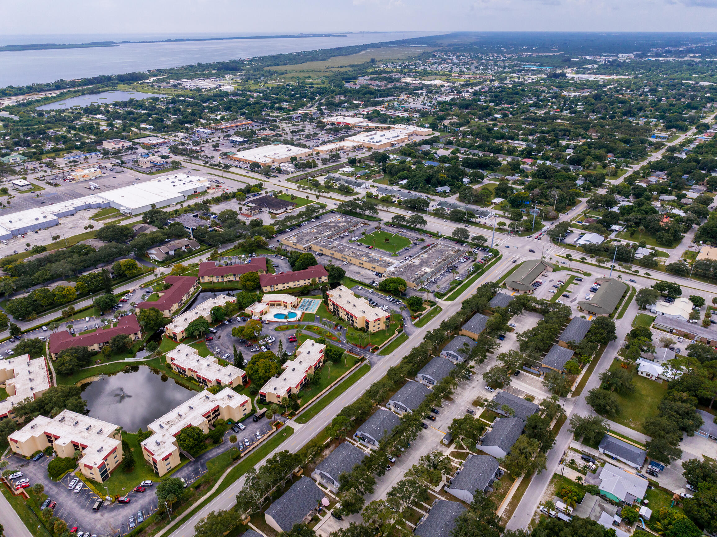 SOUTHERN COURTYARD TOWNHOMES - Residential