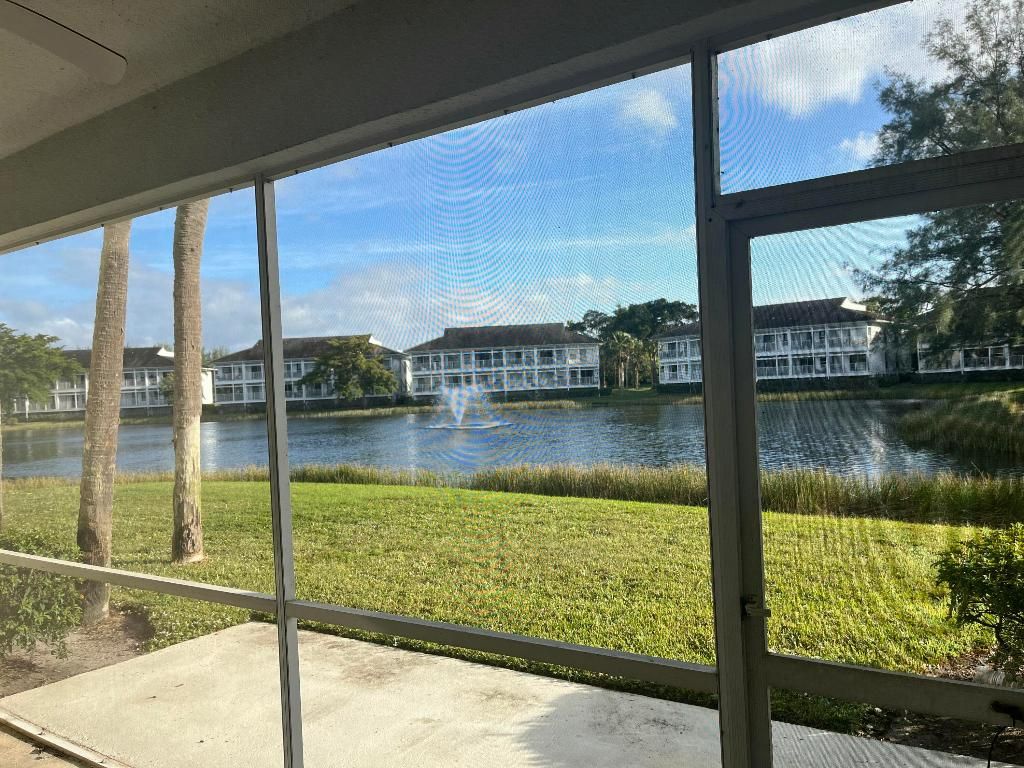 Photo of 126 Cypress Point Drive, Palm Beach Gardens, FL 33418 (MLS # R11140016)