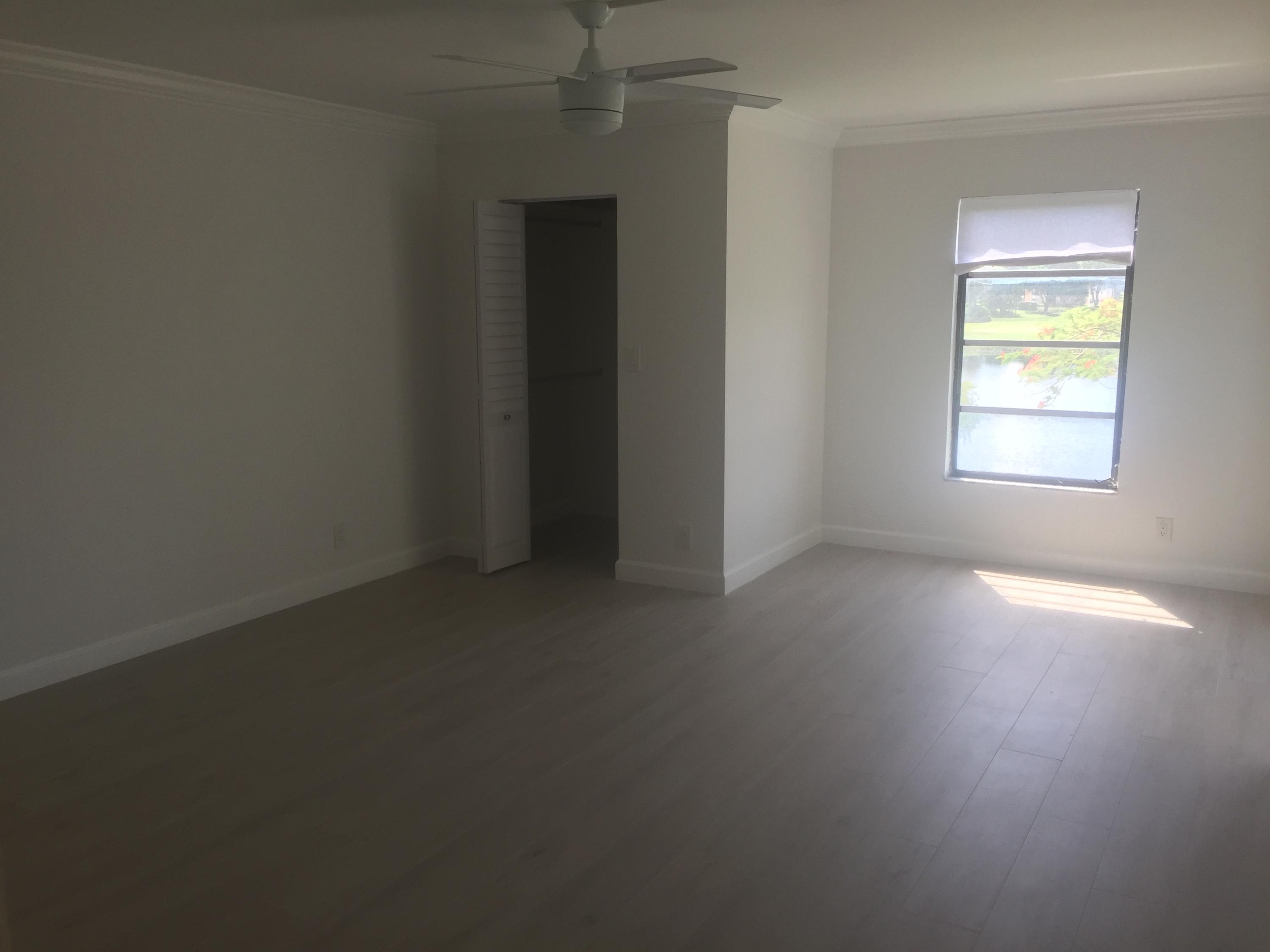 Huntington Lakes - Residential