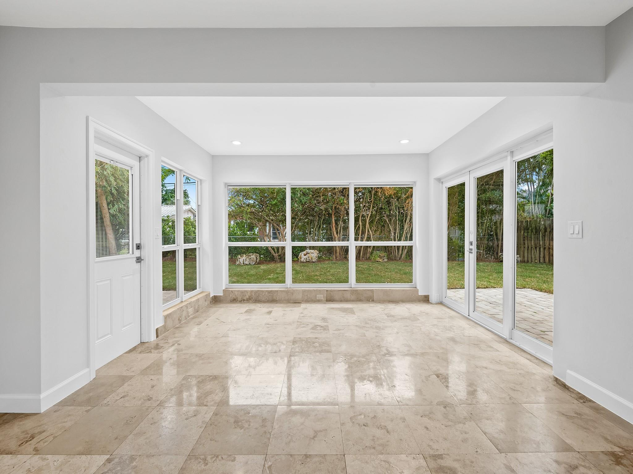 Silver Shores Sec Of Laud - Residential Lease