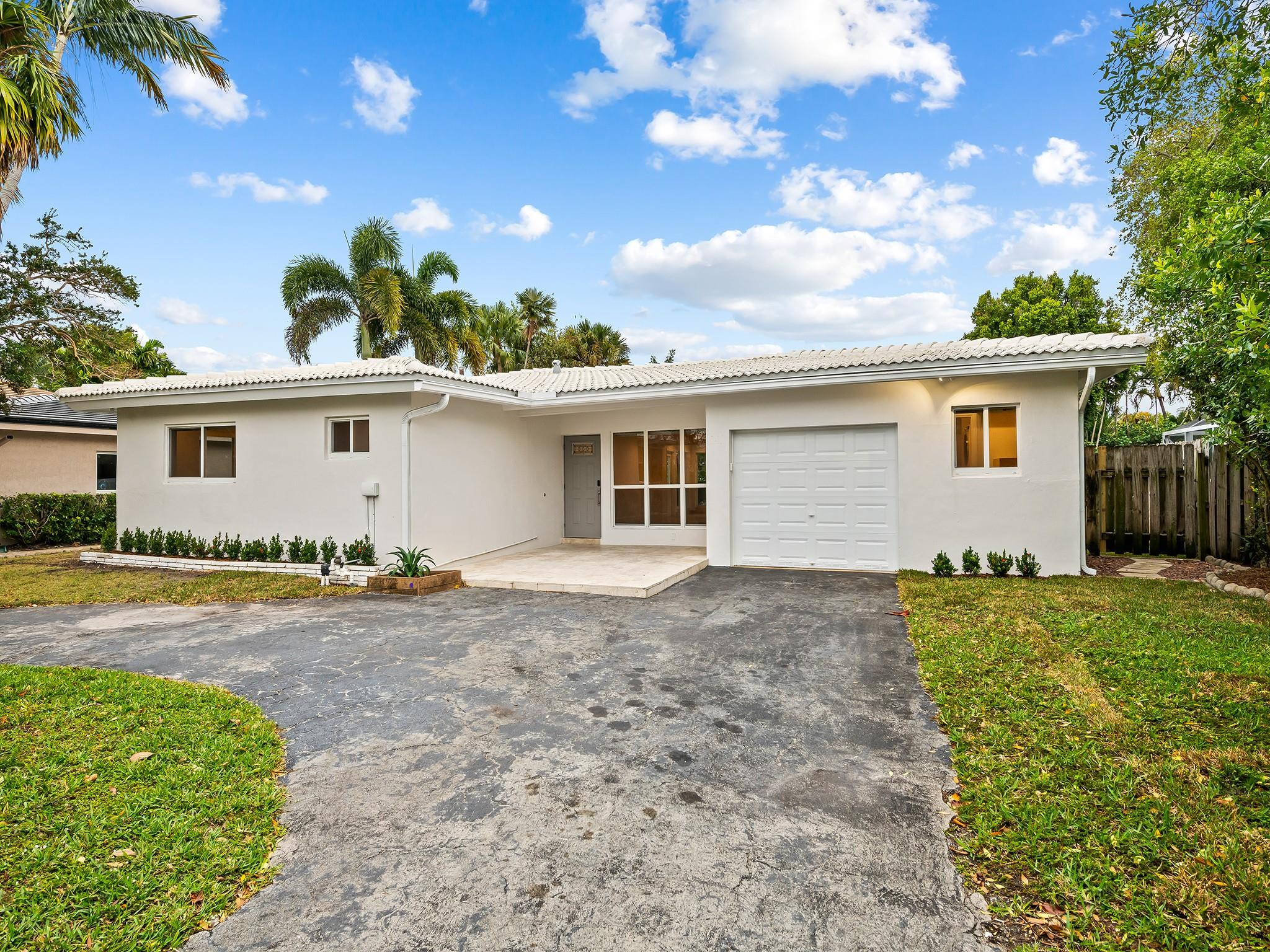 Silver Shores Sec Of Laud - Residential Lease