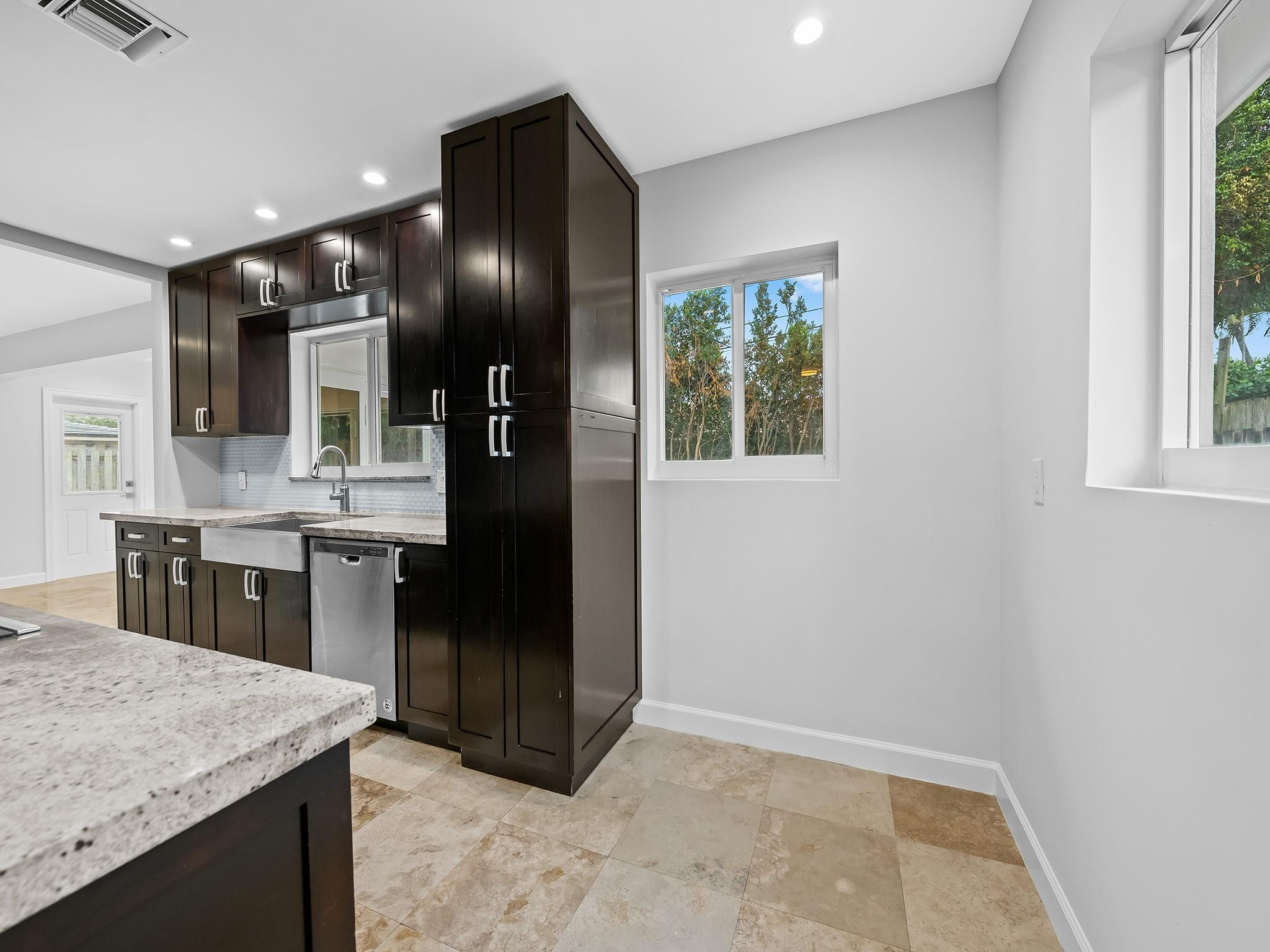 Silver Shores Sec Of Laud - Residential Lease