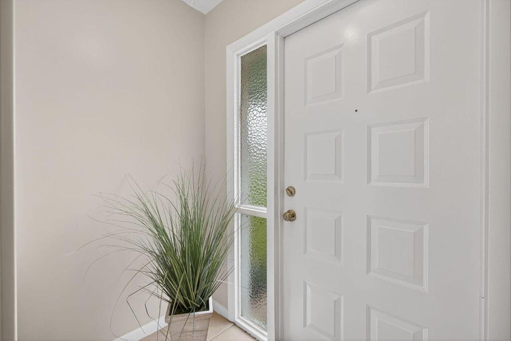 Photo of 1127 E Seminole Avenue #8a, Jupiter, FL 33477 (MLS # R11125450)