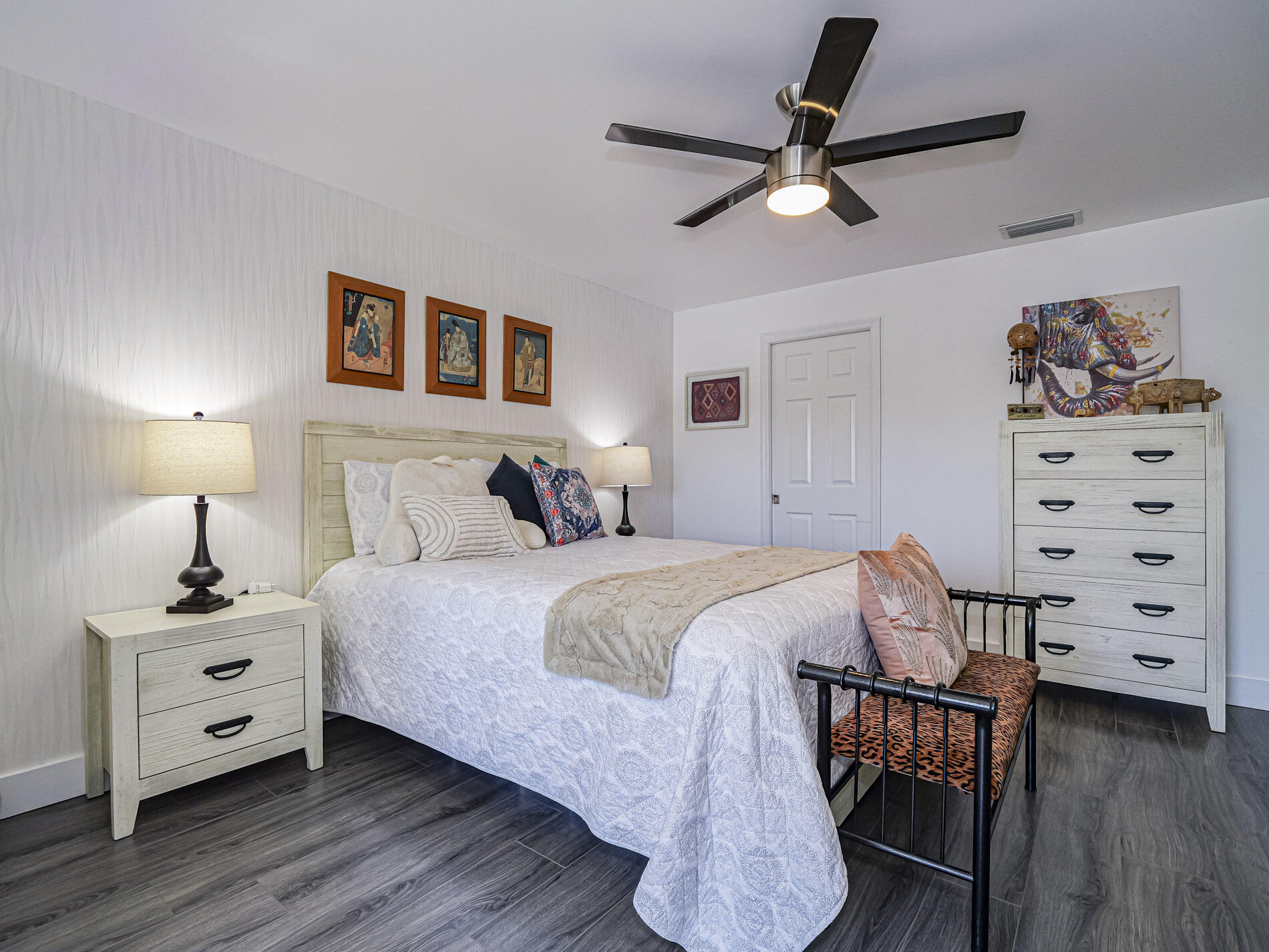 GROVE ISLE EAST CONDOMINIUM - Residential