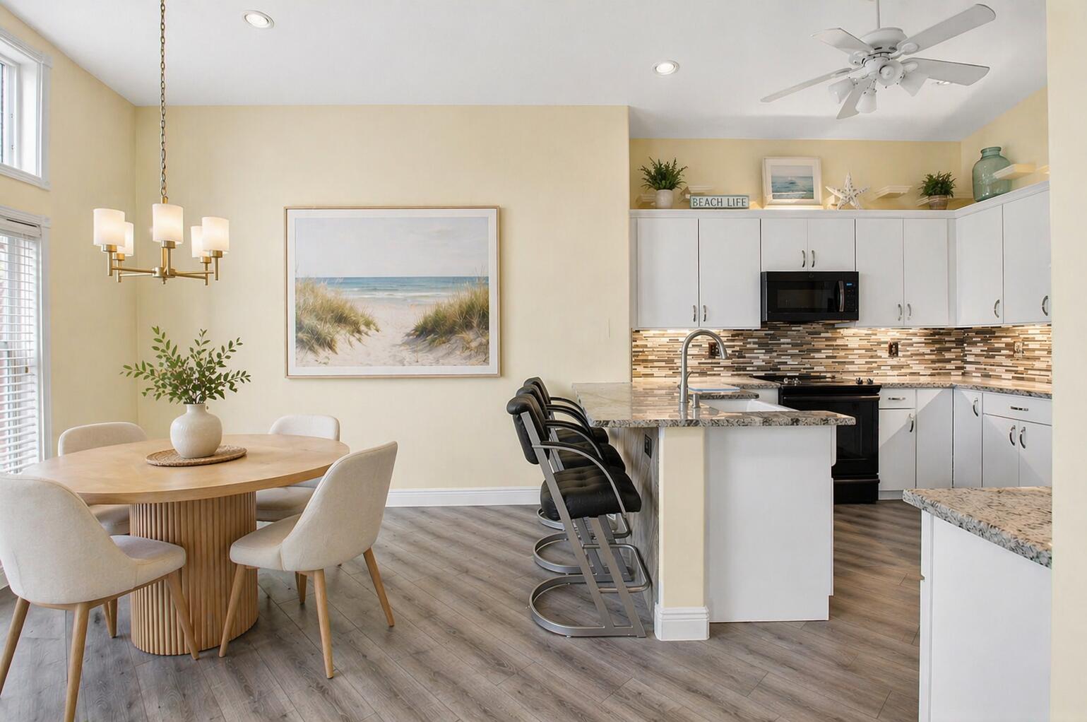 VALENCIA SHORES - Residential