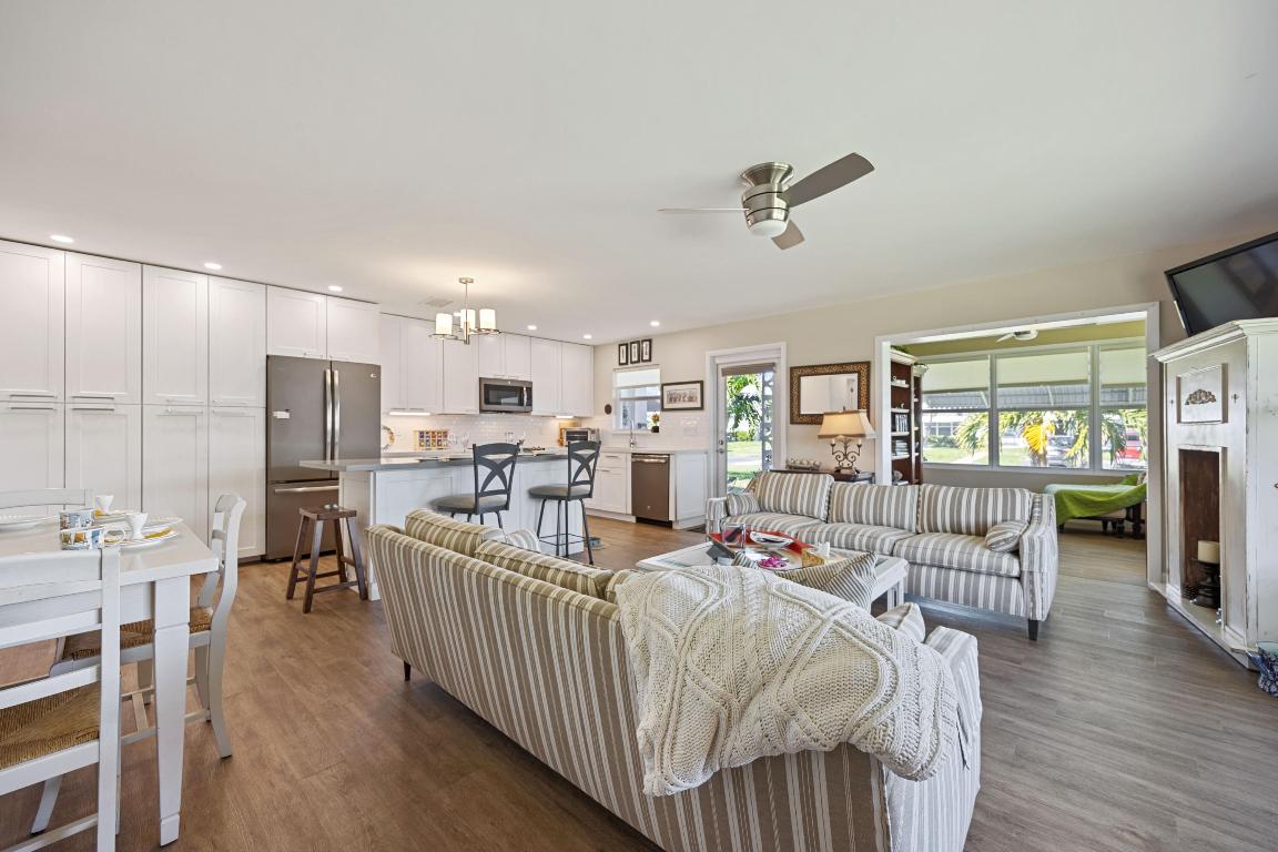 HIGH POINT WEST CONDO 2 - Residential