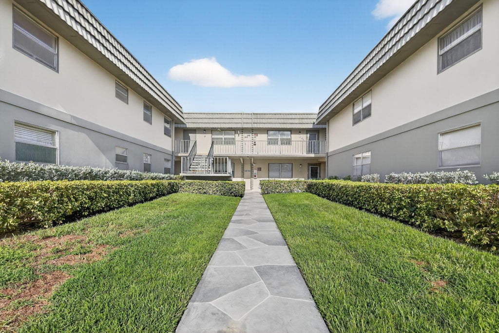 Photo of 610 Monaco M, Delray Beach, FL 33446 (MLS # R11119753)