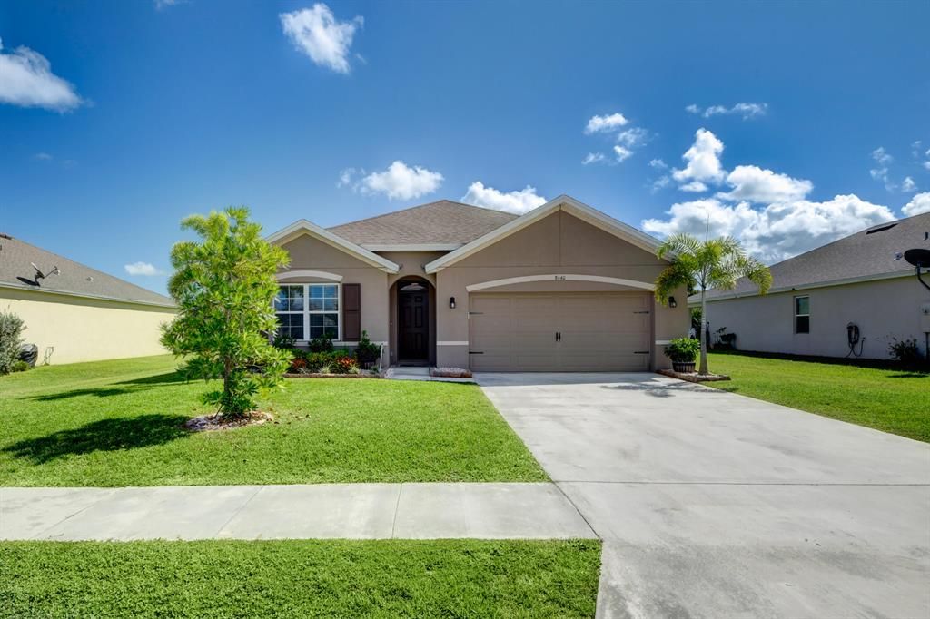 Photo of 8440 Cobblestone Drive, Fort Pierce, FL 34945 (MLS # R10751683)