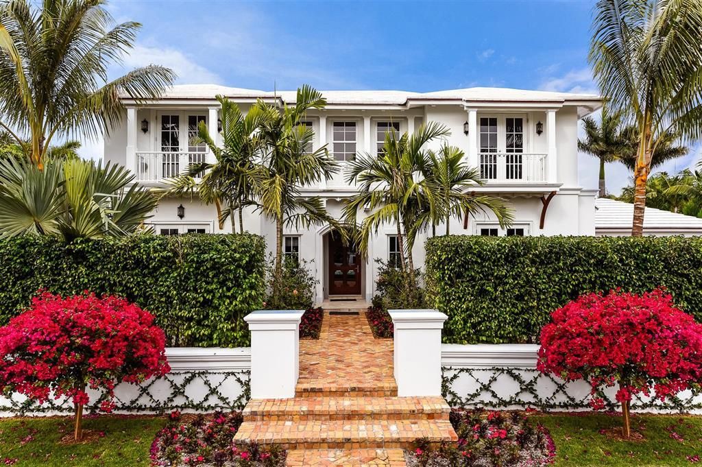 Photo of 225 Plantation Road Rd, Palm Beach, FL 33480 (MLS # R10755031)