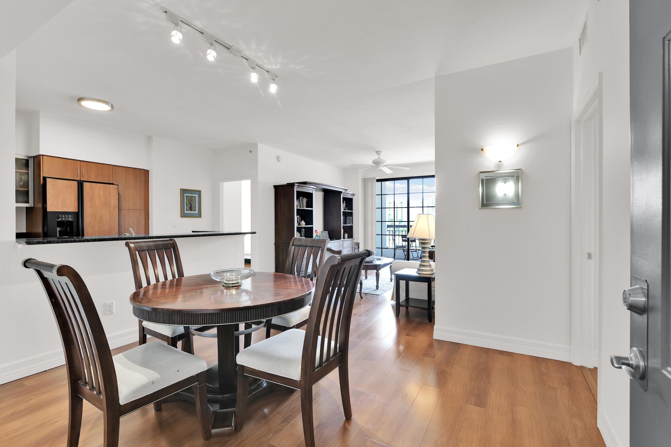 233 S Federal Highway 421