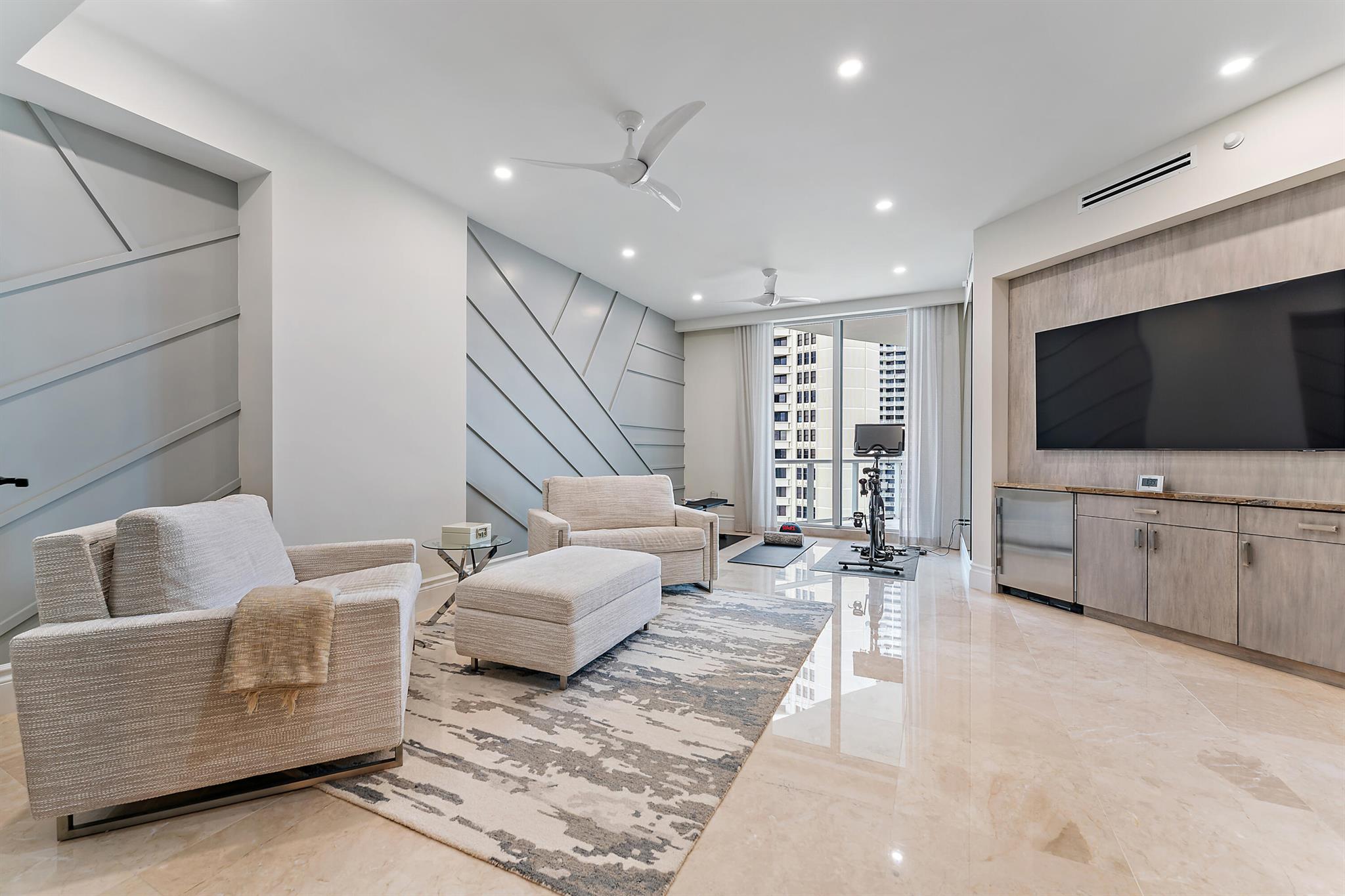 2700 NORTH OCEAN CONDO - Residential