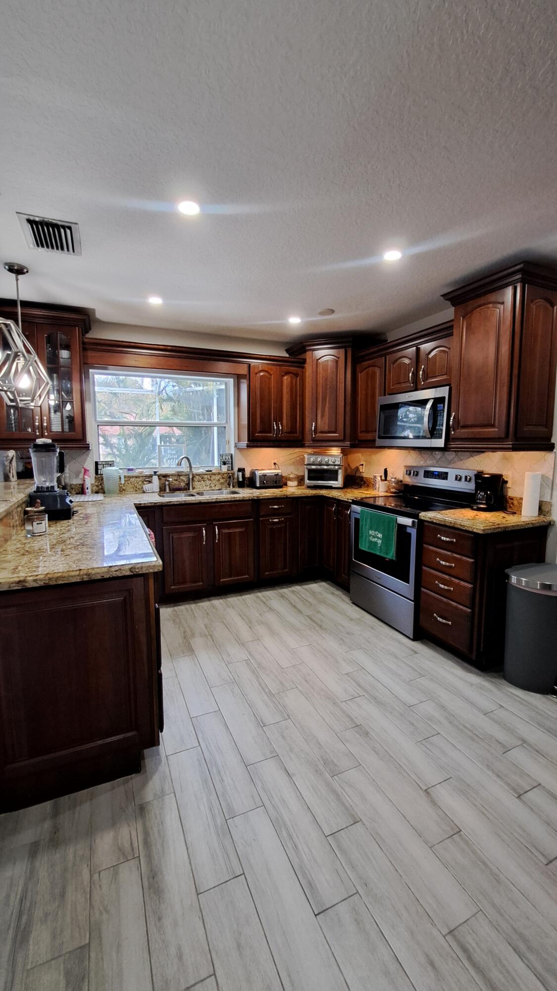 GALLEON - Residential