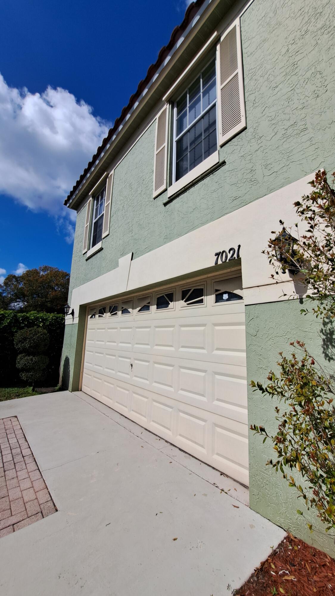 GALLEON - Residential