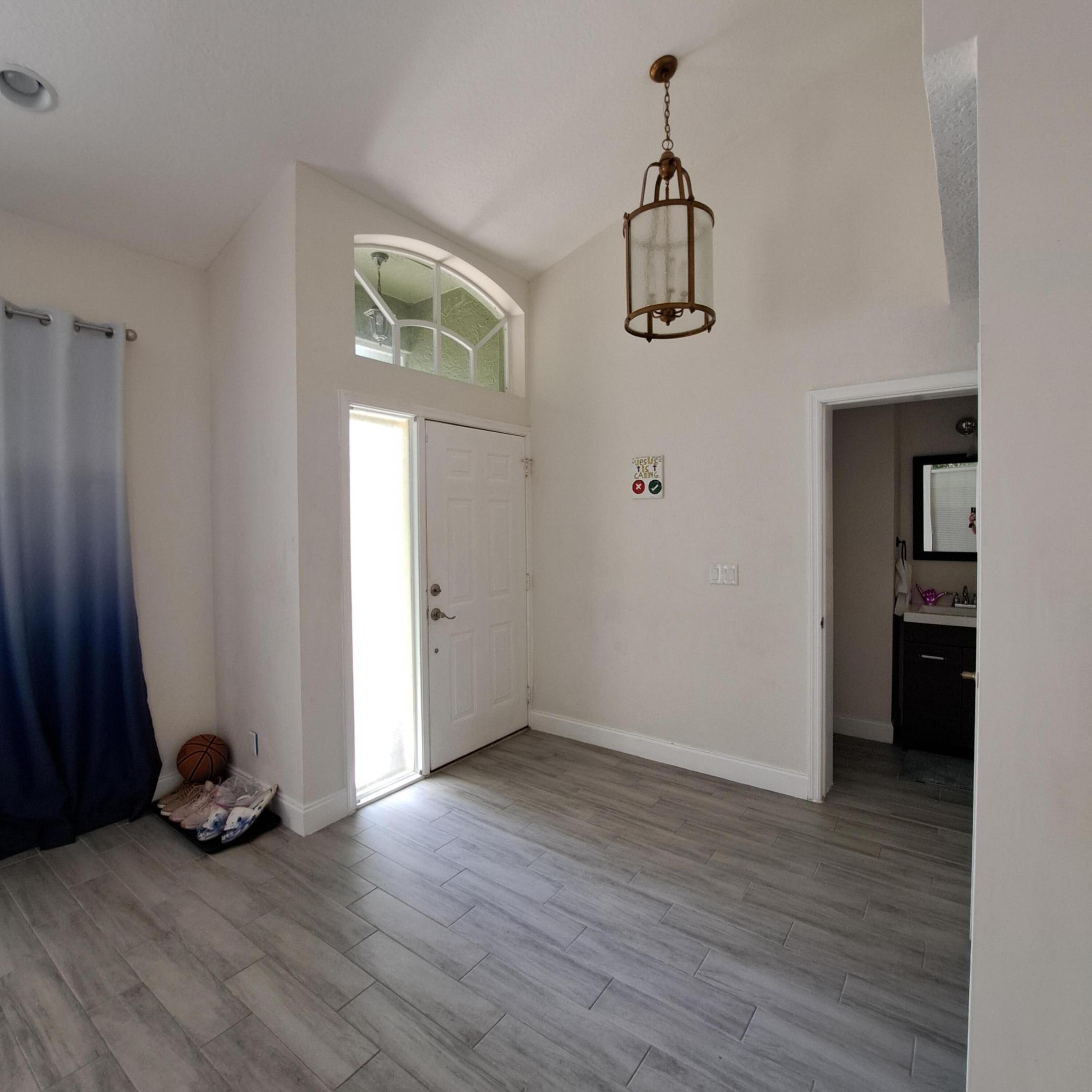 GALLEON - Residential