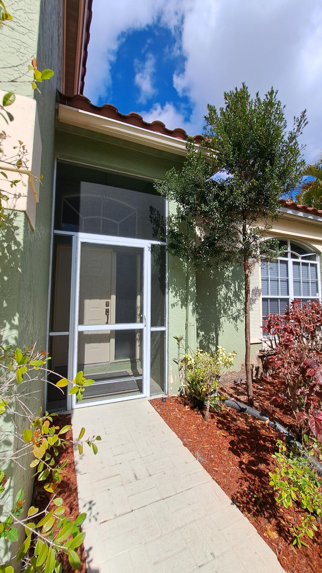 GALLEON - Residential