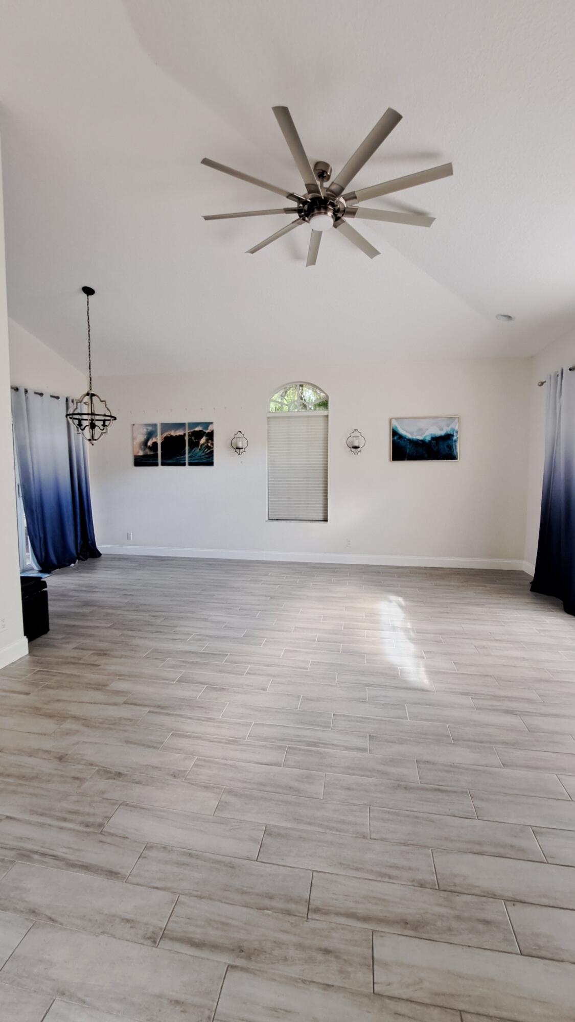 GALLEON - Residential