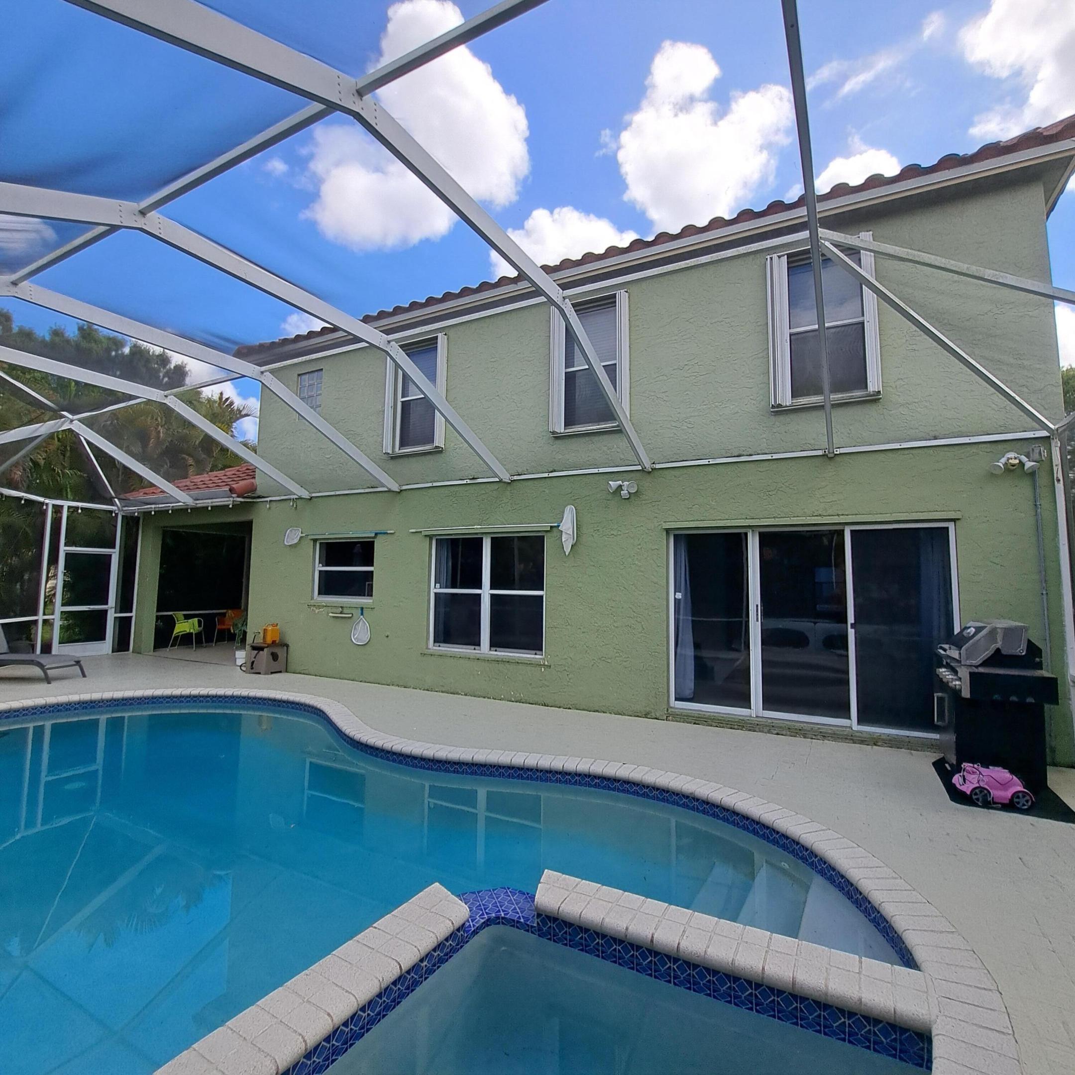 GALLEON - Residential