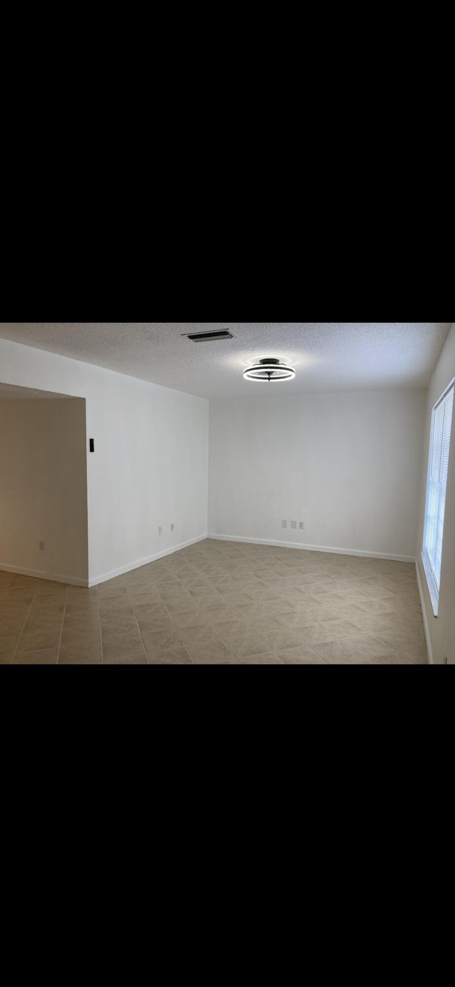 1243 Kinglet Terrace