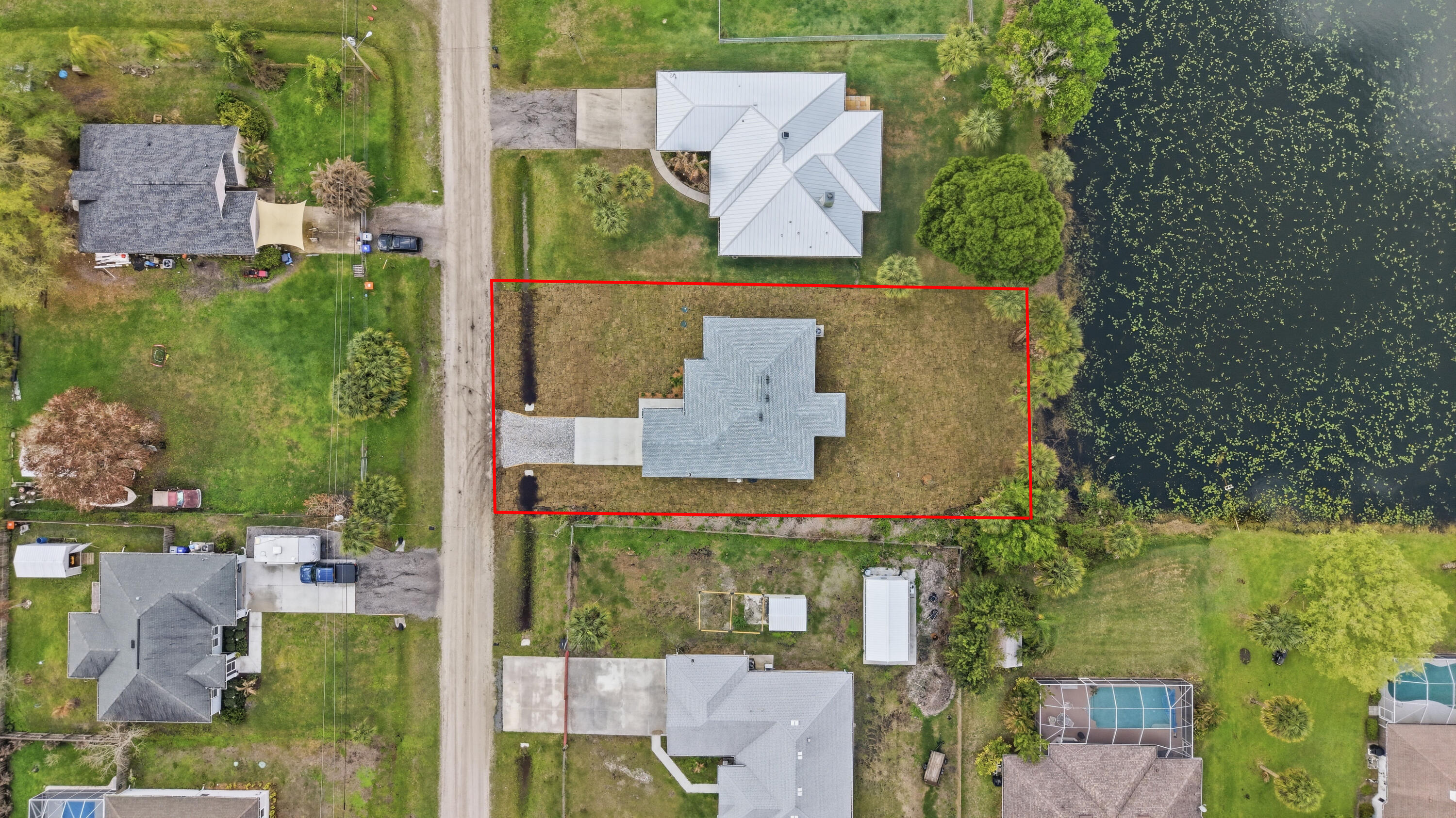 VERO LAKE ESTATES UNIT 5G - Residential