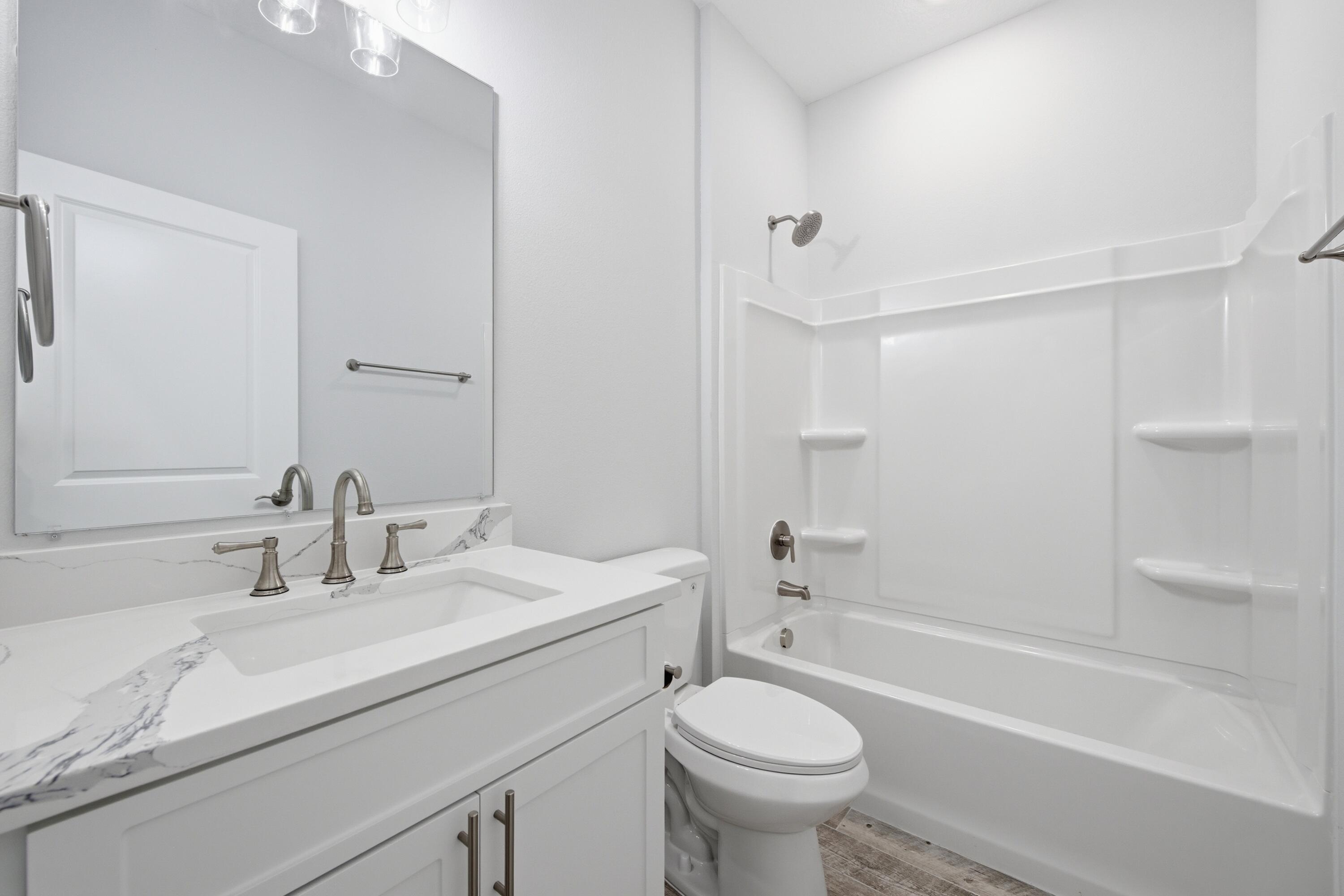 VERO LAKE ESTATES UNIT 5G - Residential