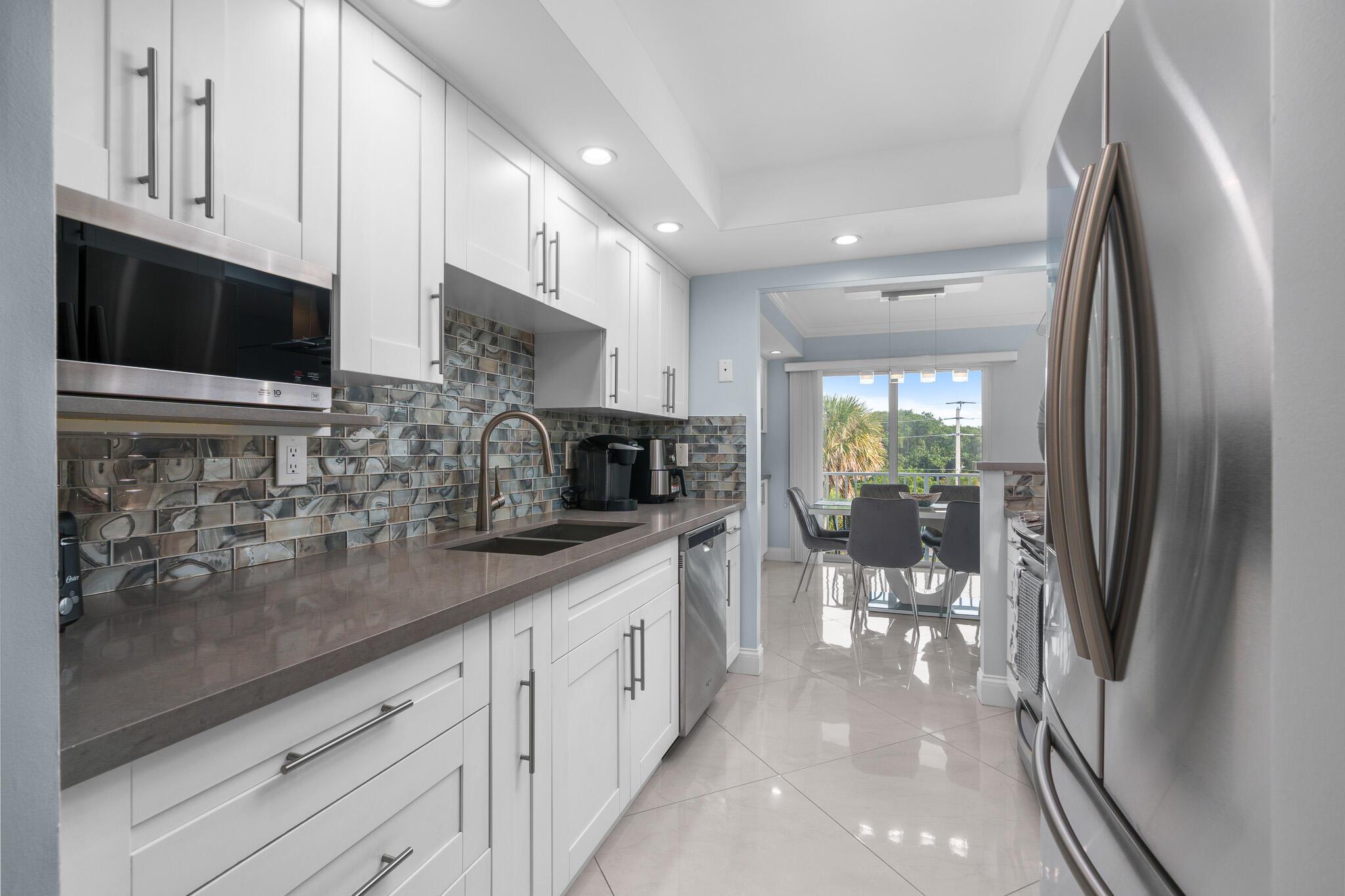 TIERRA DEL MAR CONDO - Residential Lease