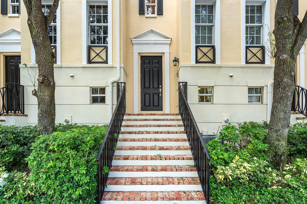 Photo of 75 NE 5TH Avenue #D, Delray Beach, FL 33483 (MLS # B26093671)