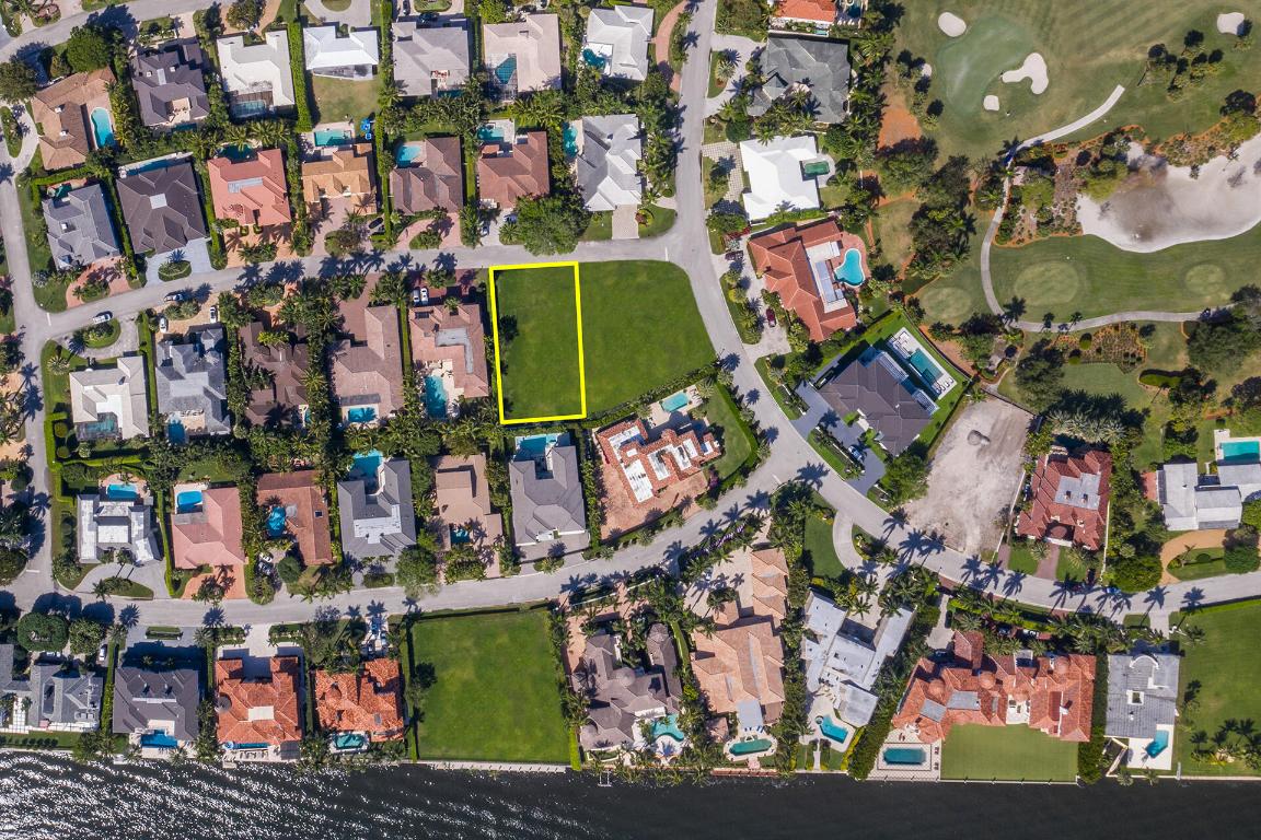 ROYAL PALM YACHT & COUNTRY CLUB - Land