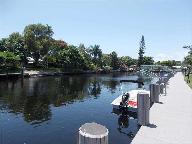 RIVER SHORES - Residential