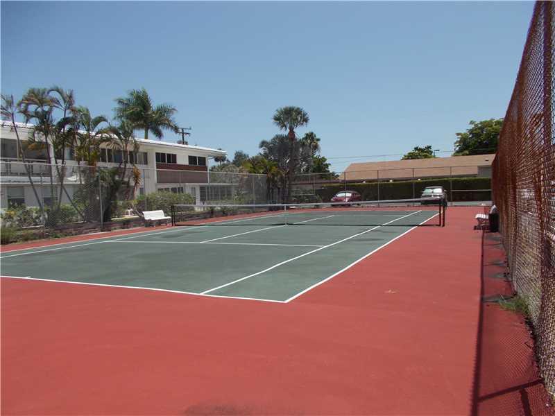 RIVER SHORES - Residential