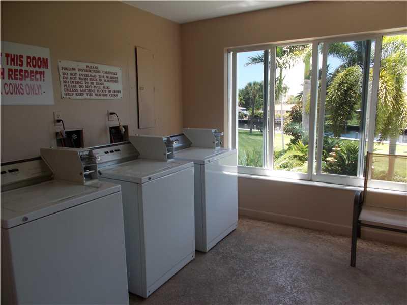 RIVER SHORES - Residential