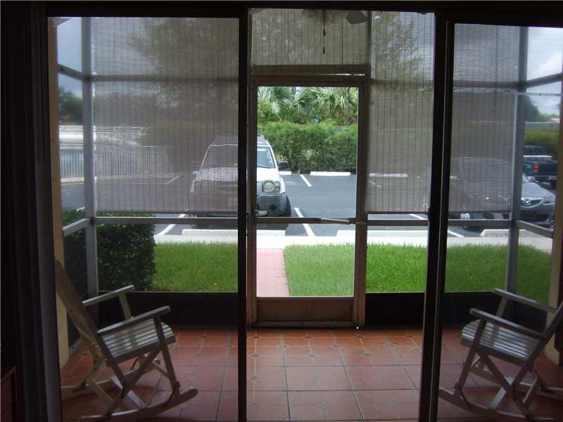 RIVER SHORES - Residential