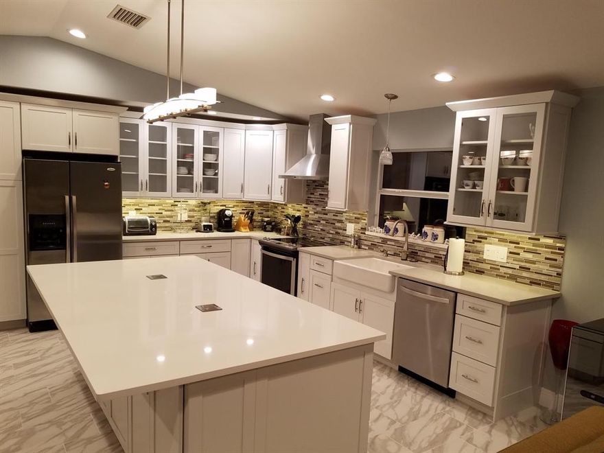 Outstanding updated newer kitchen with large island. updated master bathroom-Near Town Center Mall, 10-15  min to beaches and near many famous restaurants .Alsoits  near Pinecrest School.