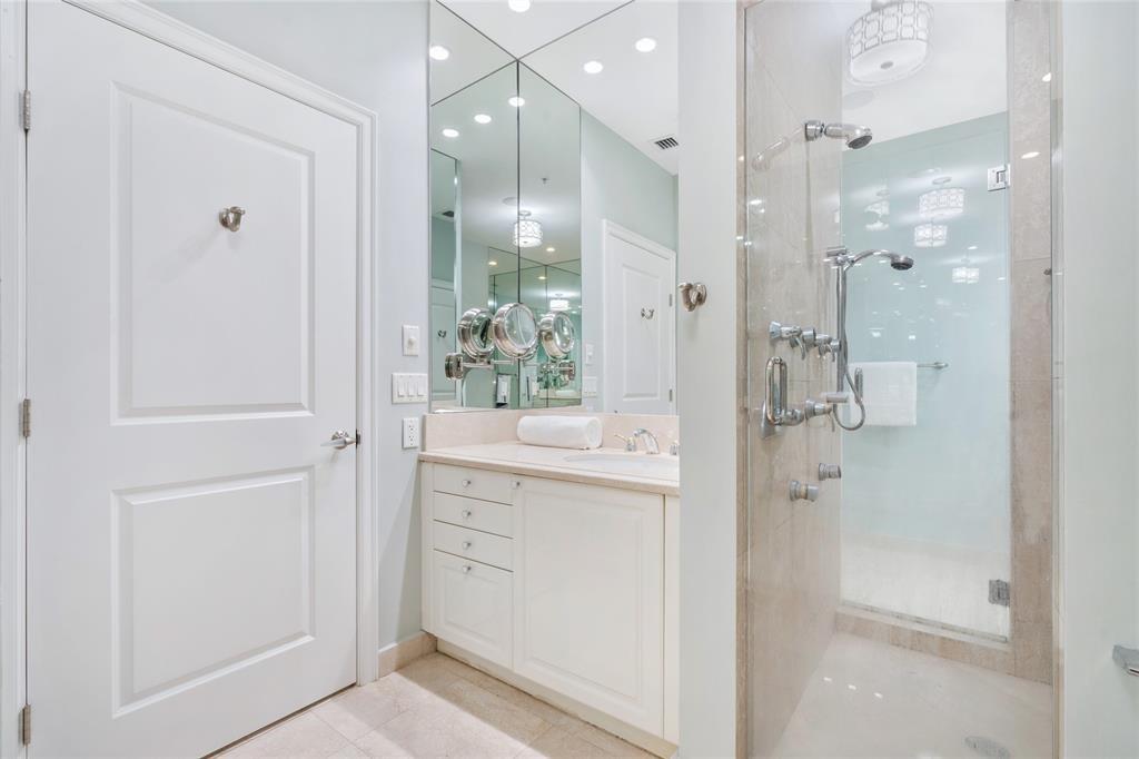 OCEAN GRANDE - Residential