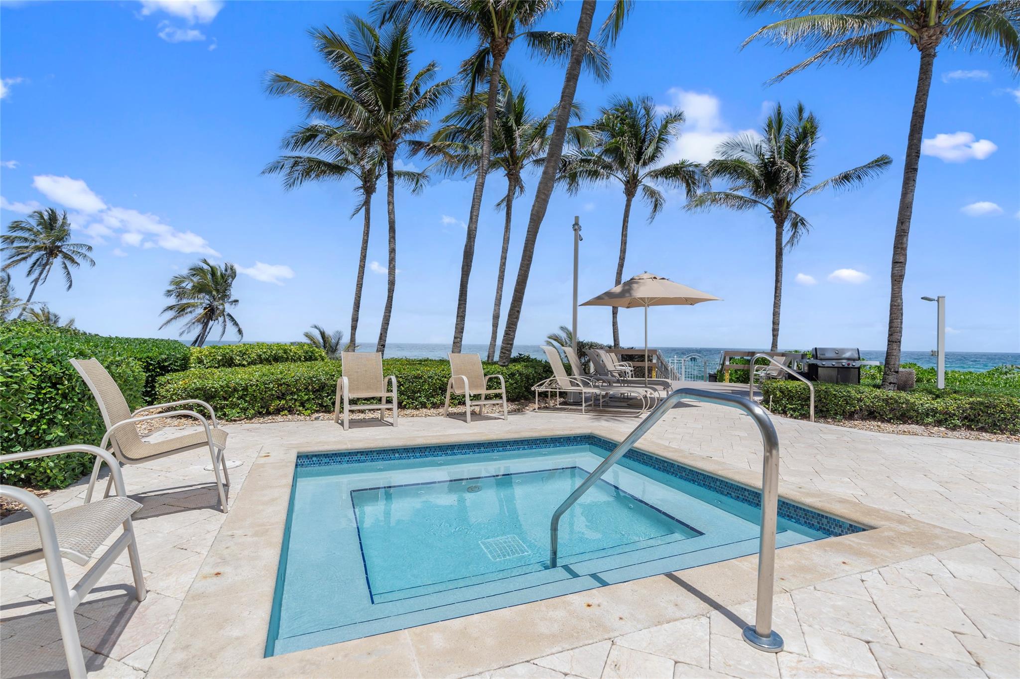 OCEAN GRANDE - Residential