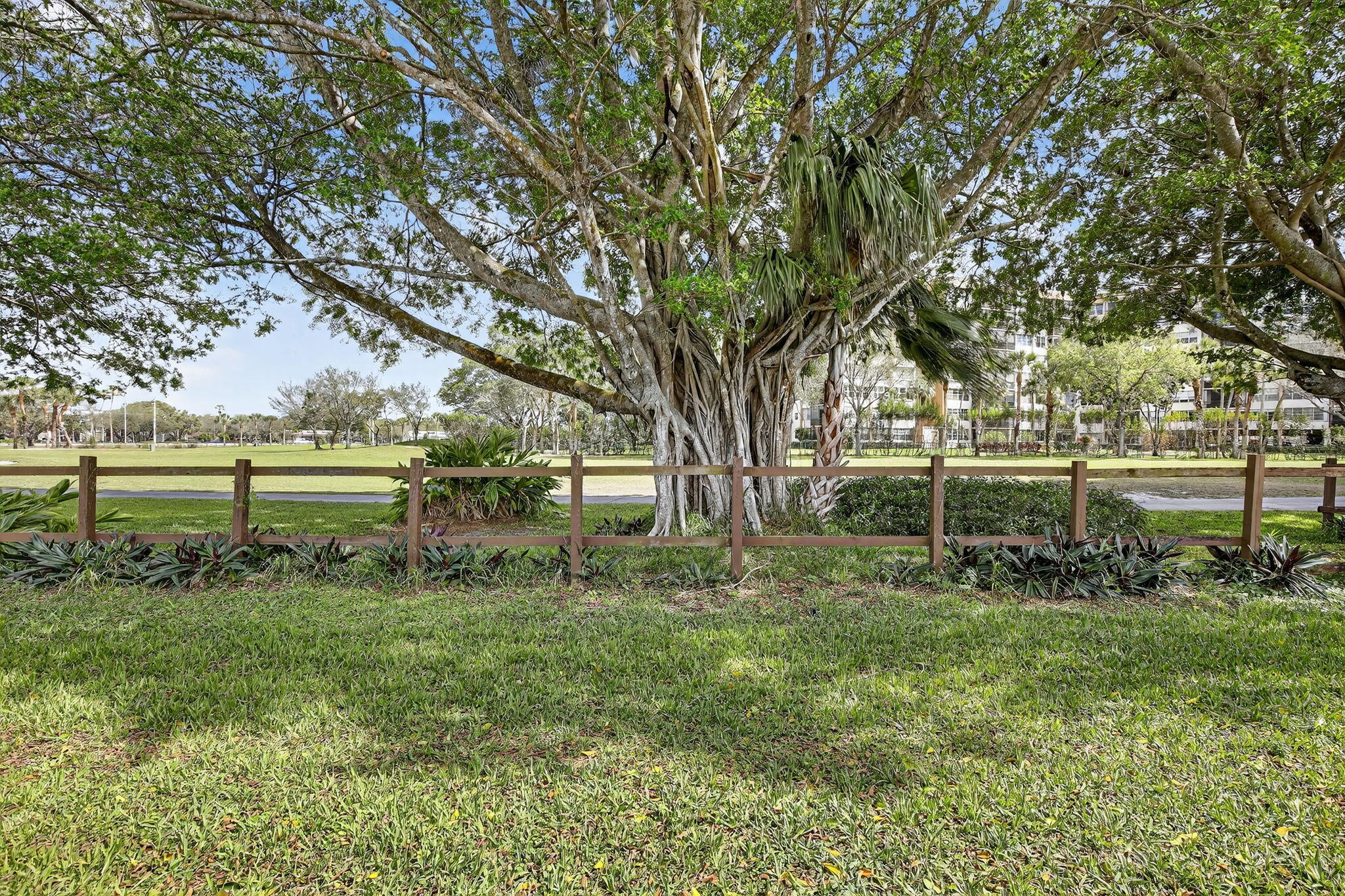 EVERGLADES SUGAR & LAND CO - Residential