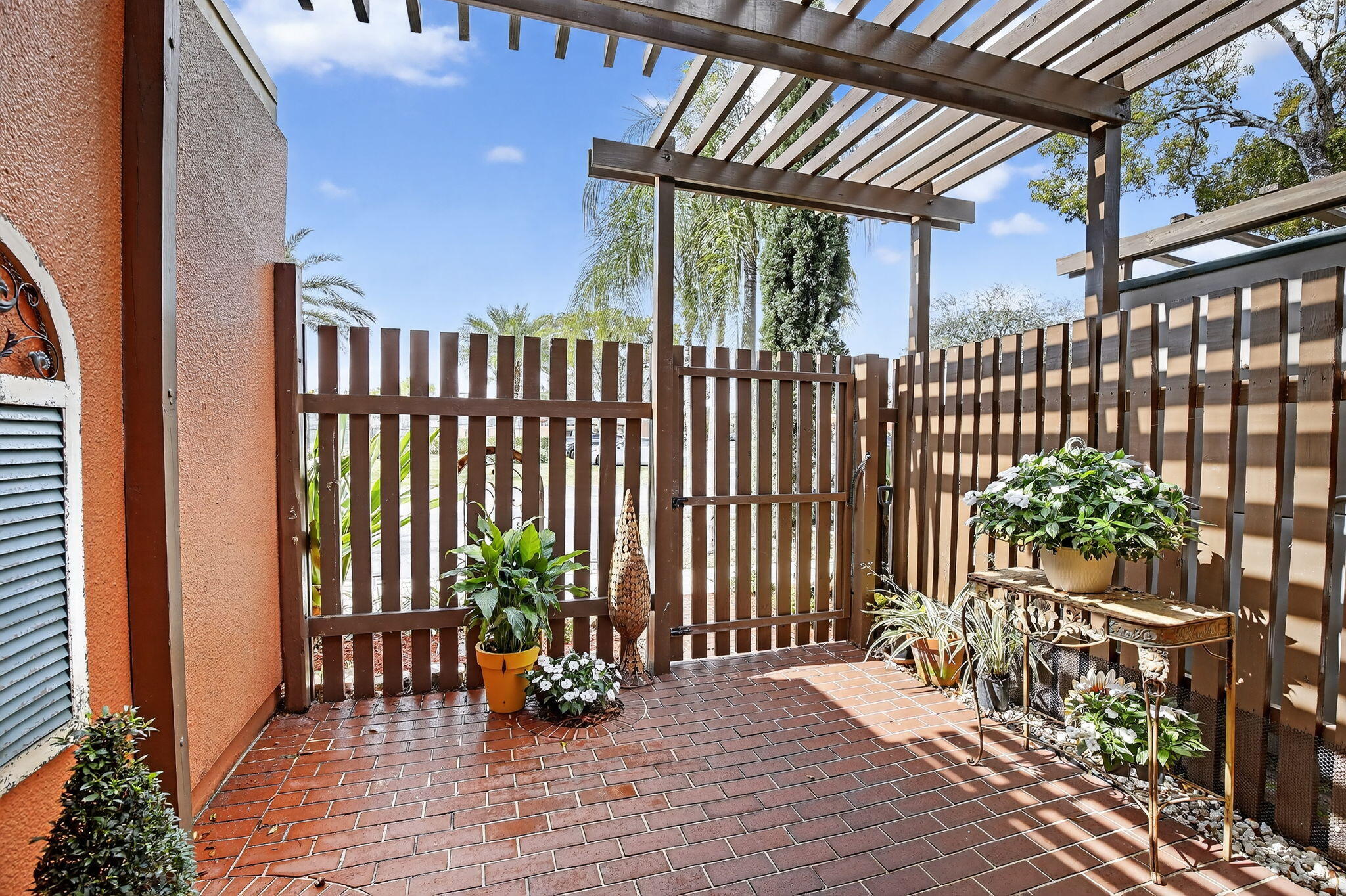 EVERGLADES SUGAR & LAND CO - Residential