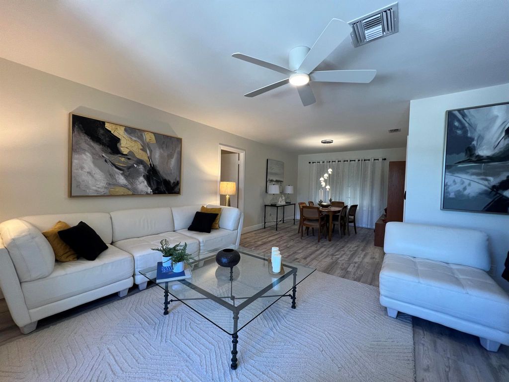 Photo of 5878 Tidewater Drive, Jupiter, FL 33458 (MLS # R10997236)