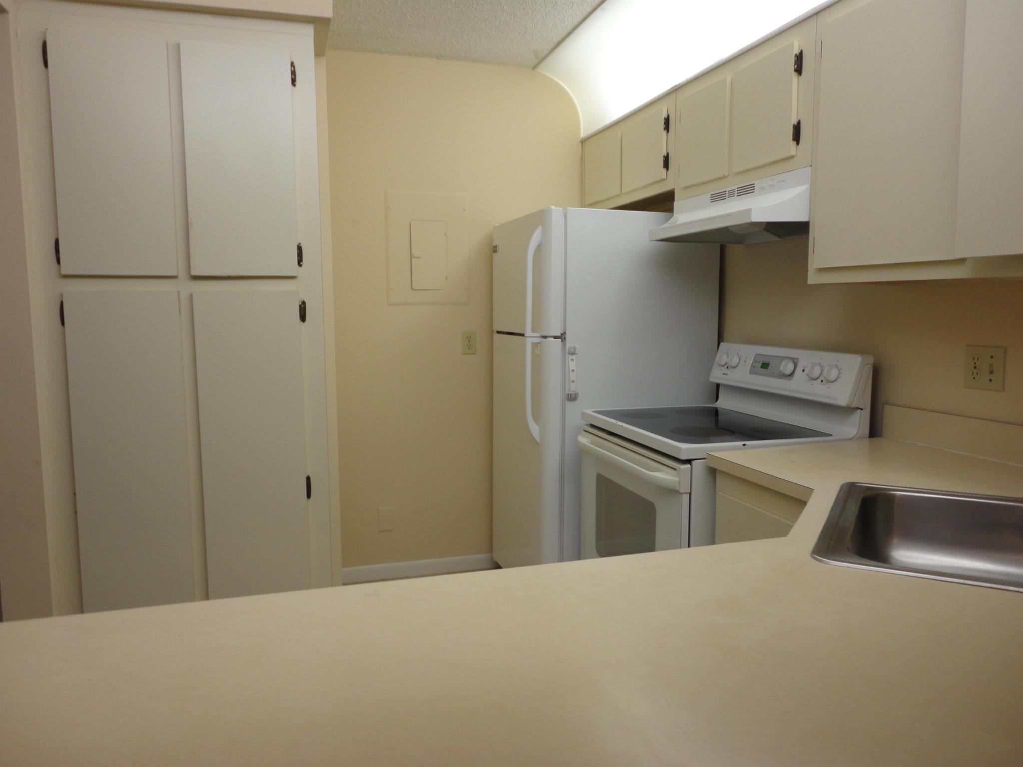 208 Foxtail Drive G1