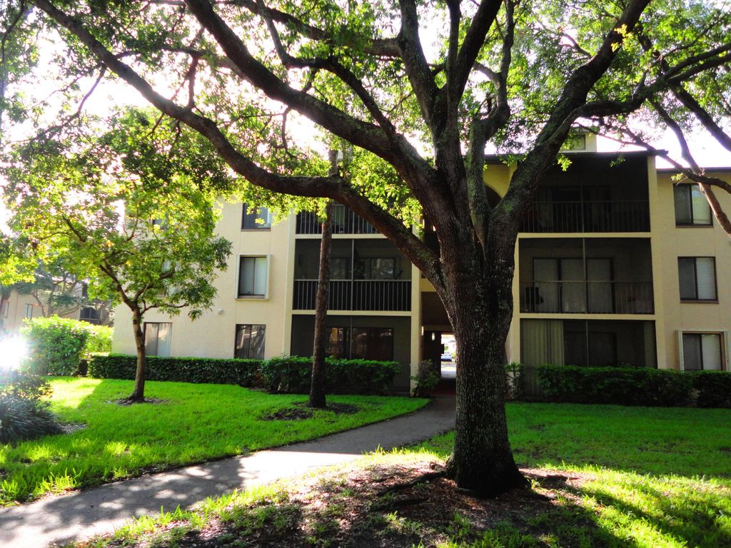 Photo of 208 Foxtail Drive #G1, Greenacres, FL 33415 (MLS # R11090214)