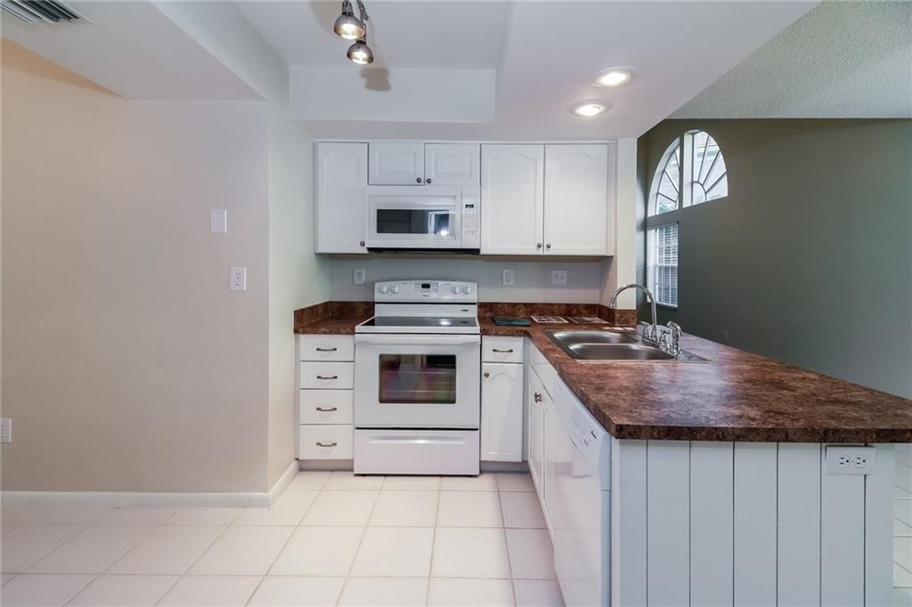 Fairfield At Boca 04 Ceda - Residential Lease